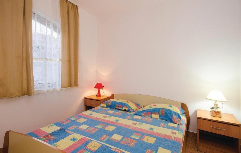 Family One-Bedroom Apartment with Terrace - Photo 9