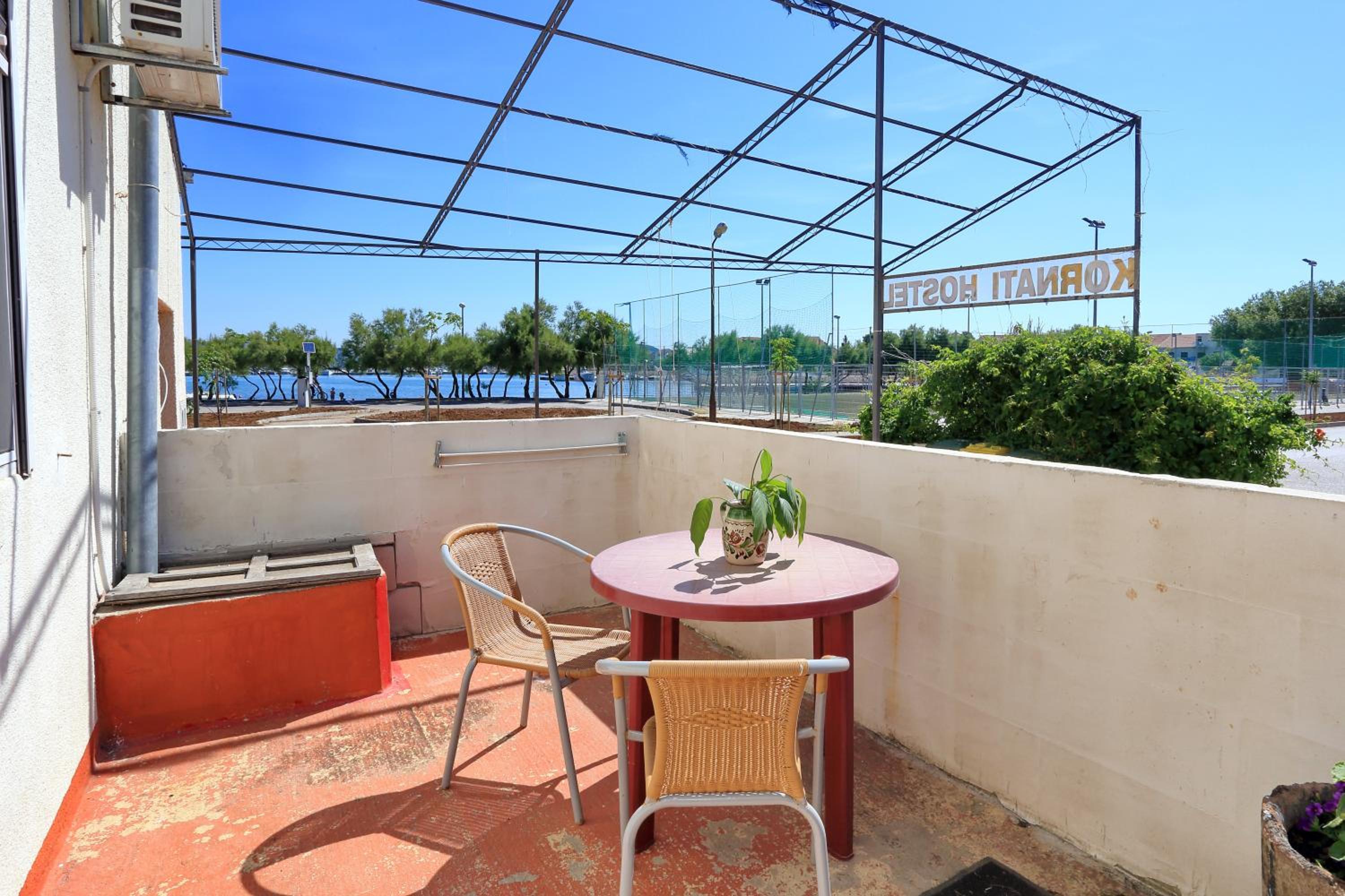 Double Room with Terrace - Photo 3