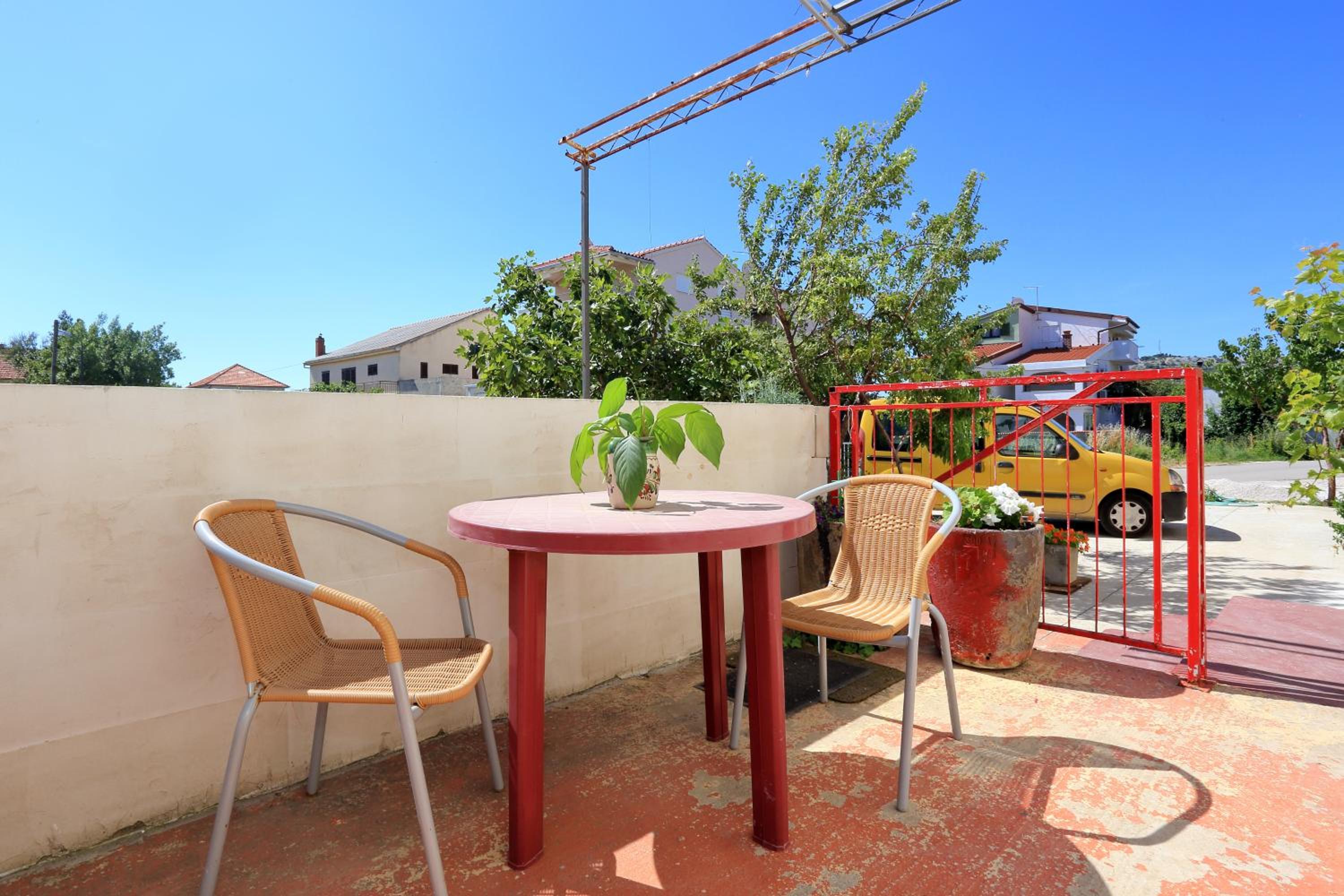 Double Room with Terrace - Photo 4