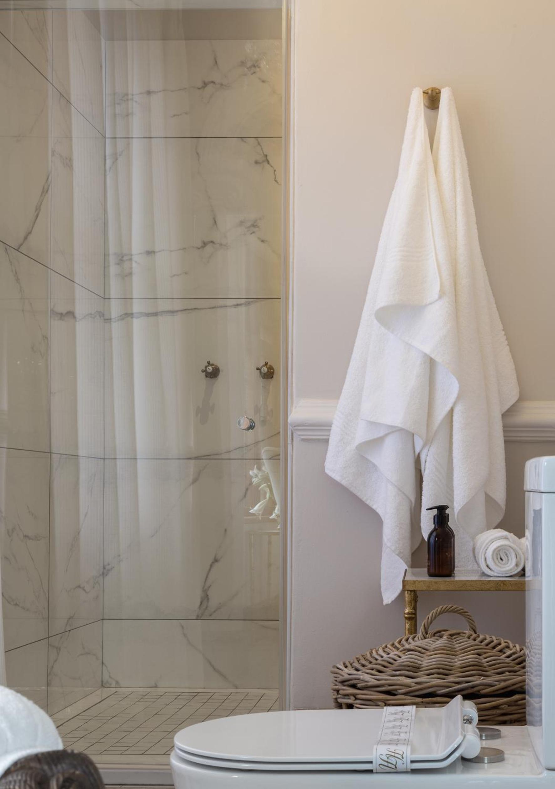 Luxury Suite photo 2