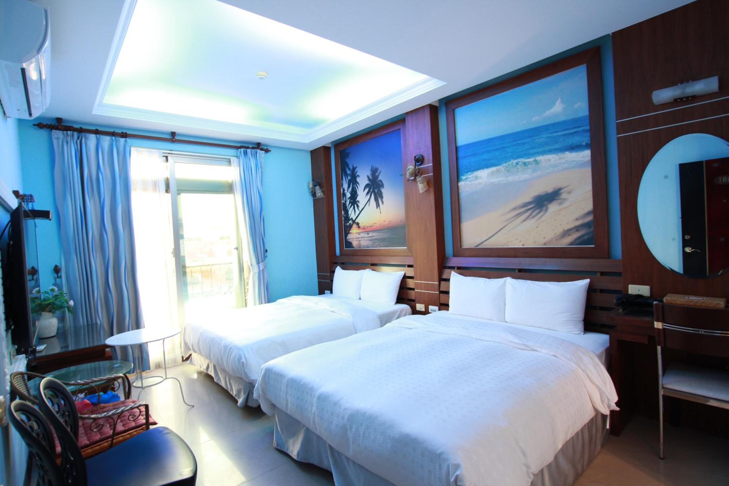 Quadruple Room with Balcony photo 1