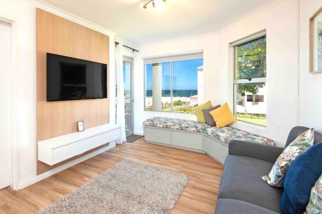 Three-Bedroom Apartment - Photo 1