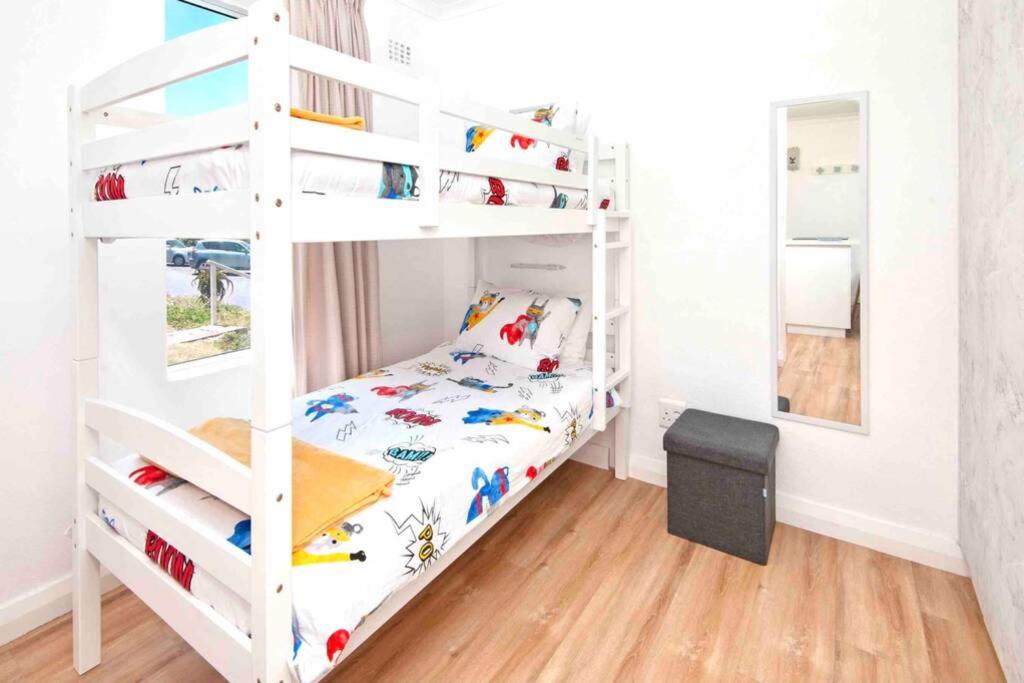 Three-Bedroom Apartment - Photo 2