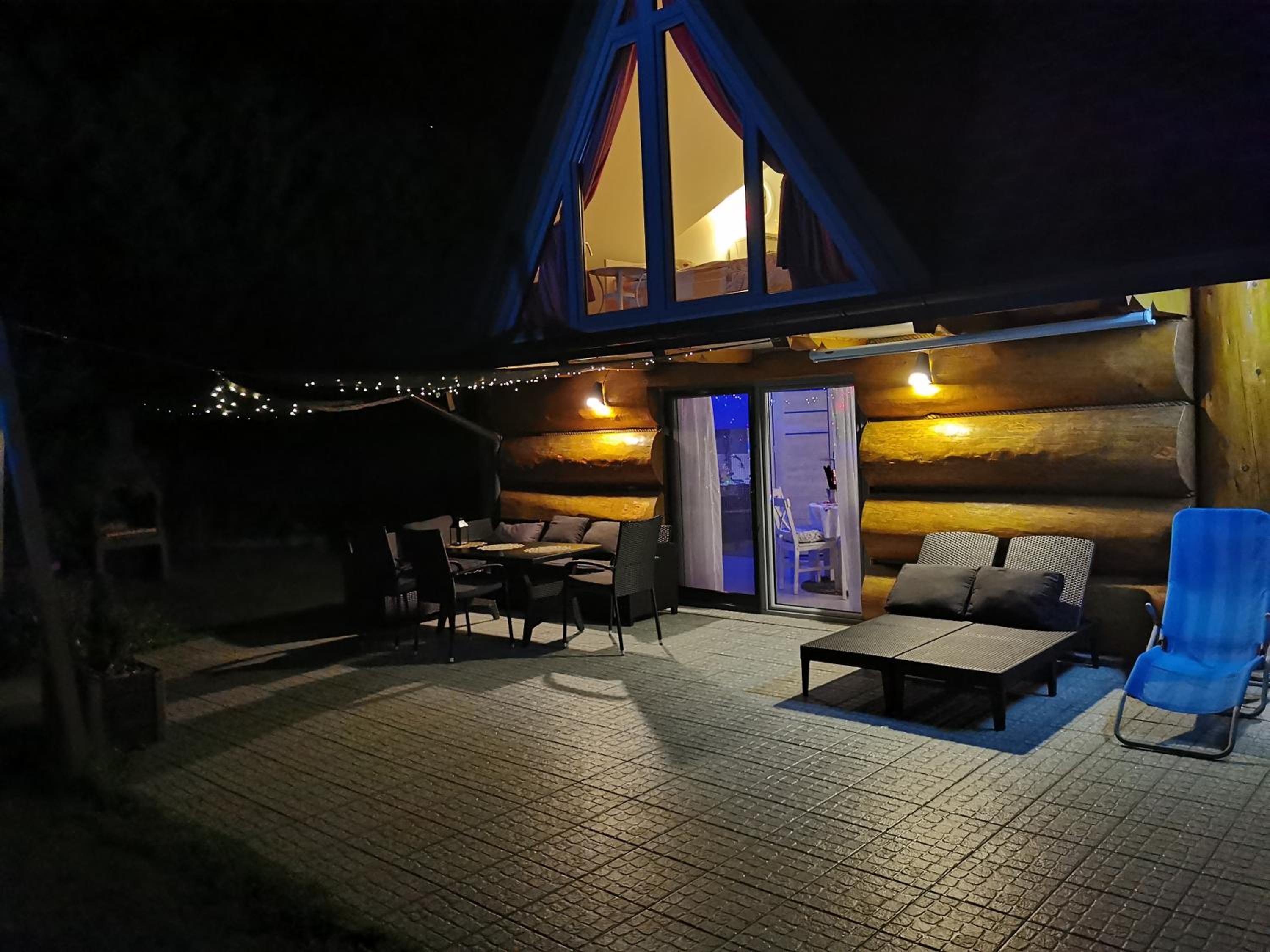 Three-Bedroom House with Jacuzzi photo 3