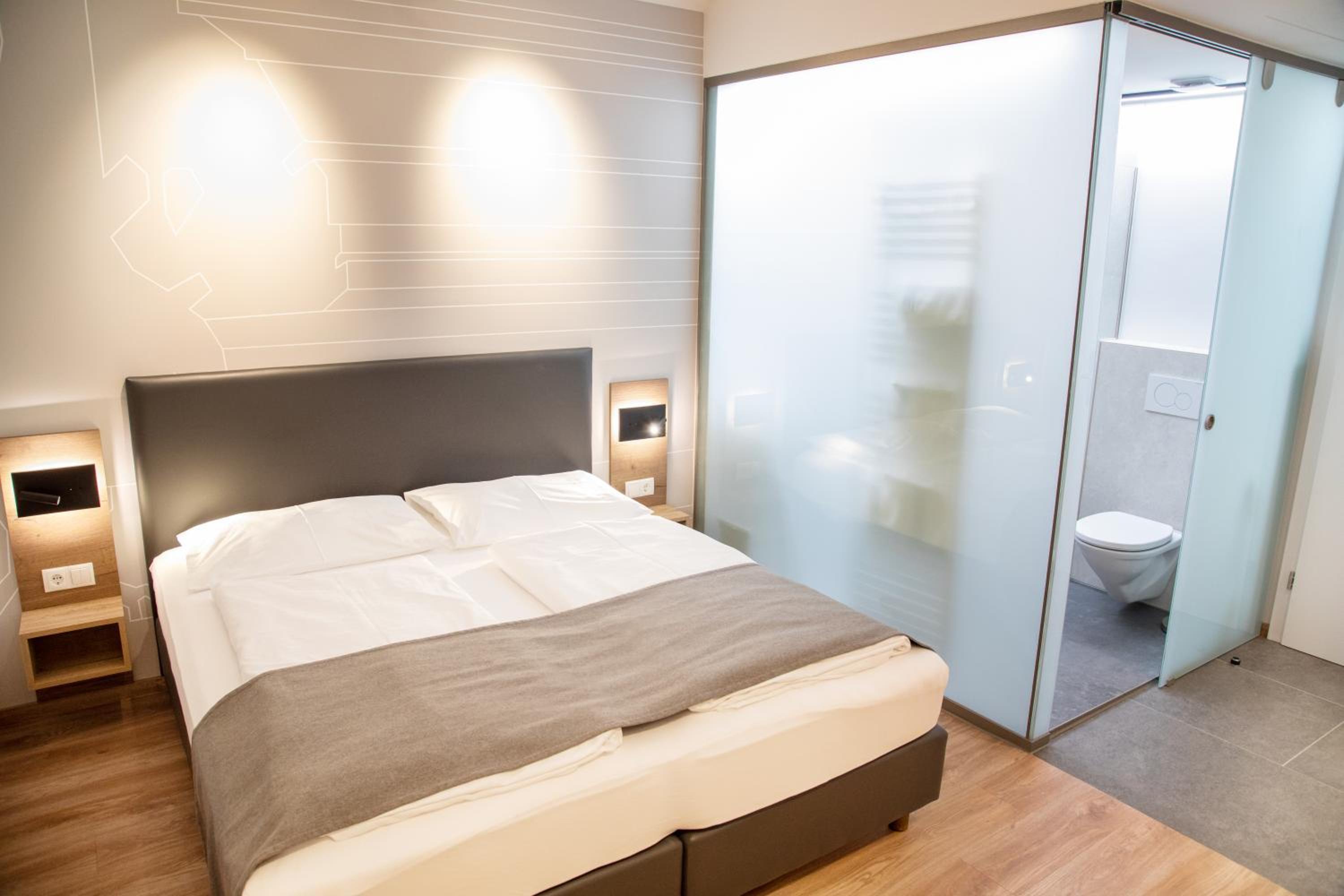 Single Room photo 3