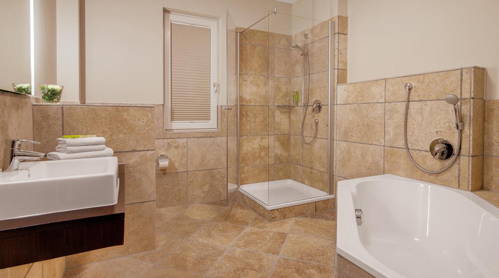 Two-Bedroom Apartment - Photo 3