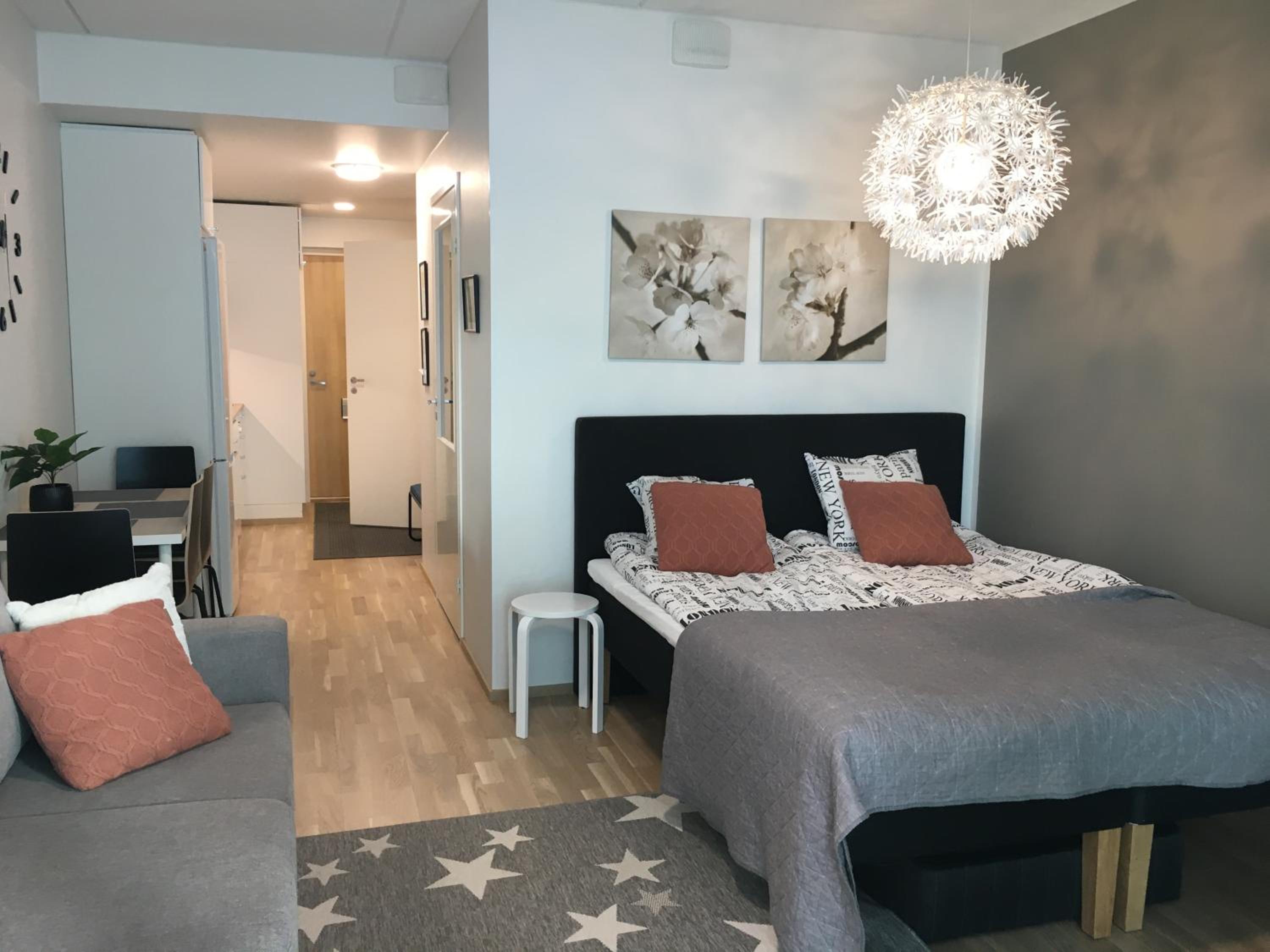 One-Bedroom Apartment - Photo 30