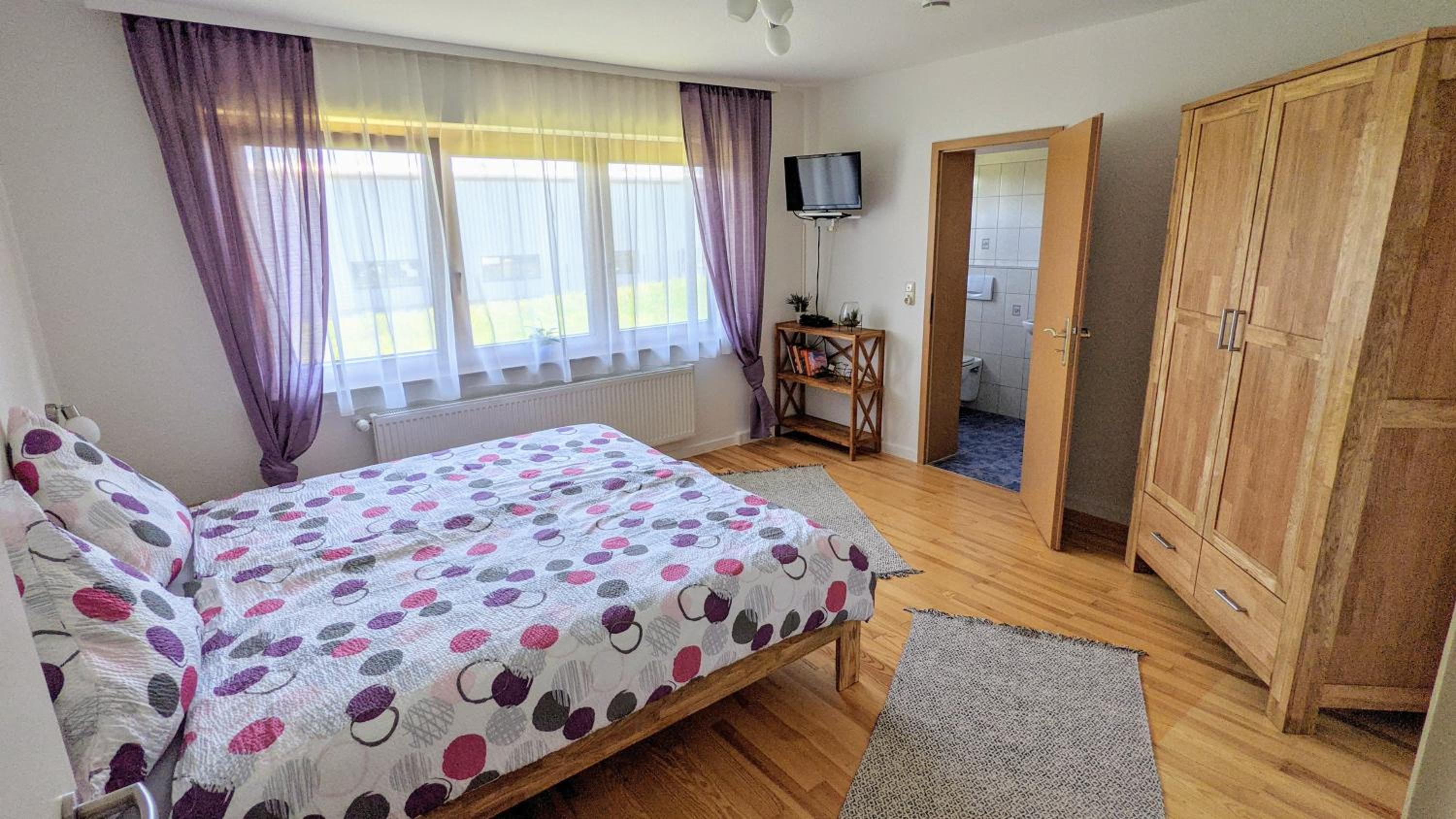 Apartment with Balcony photo 1
