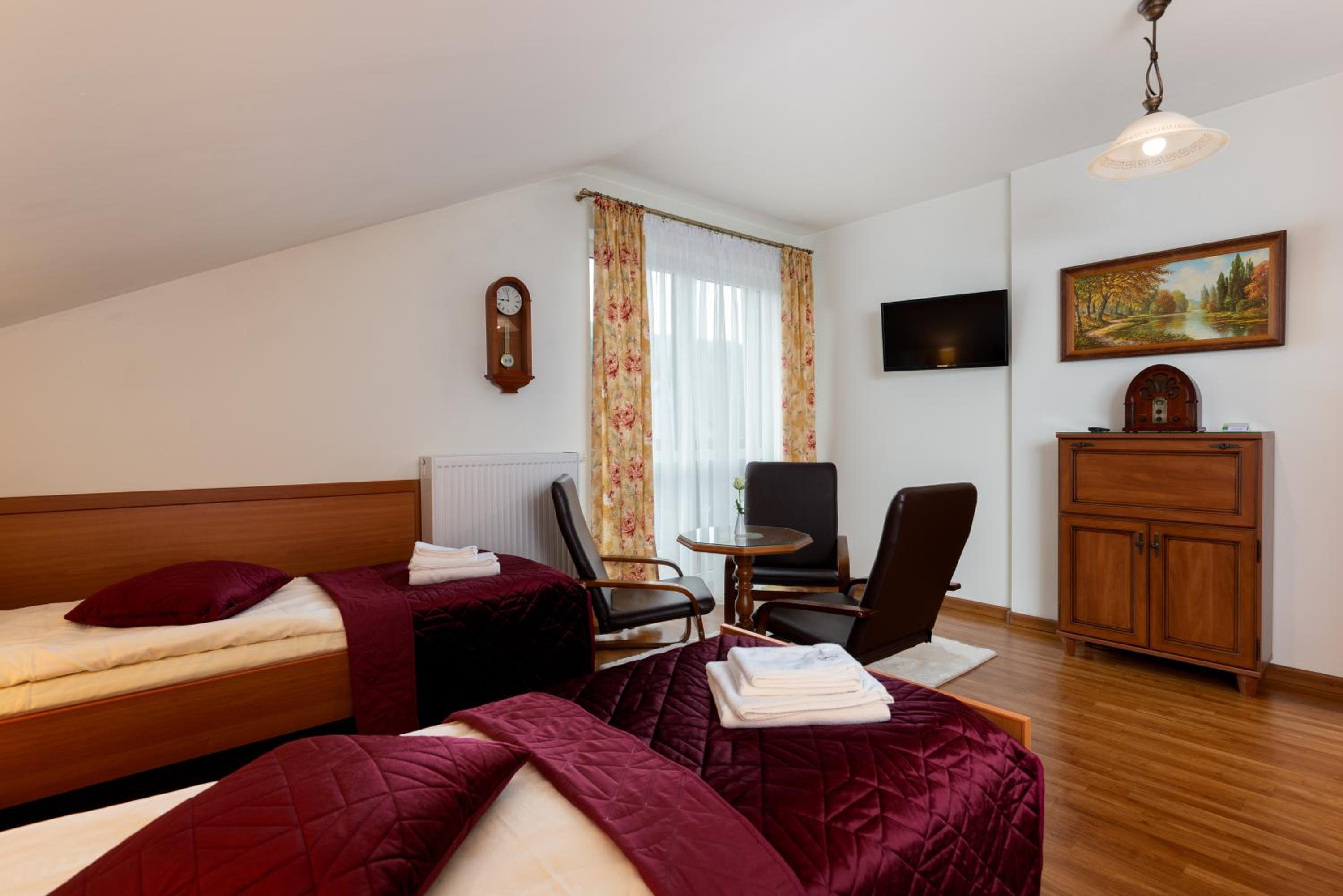 Triple Room with Bathroom photo 3