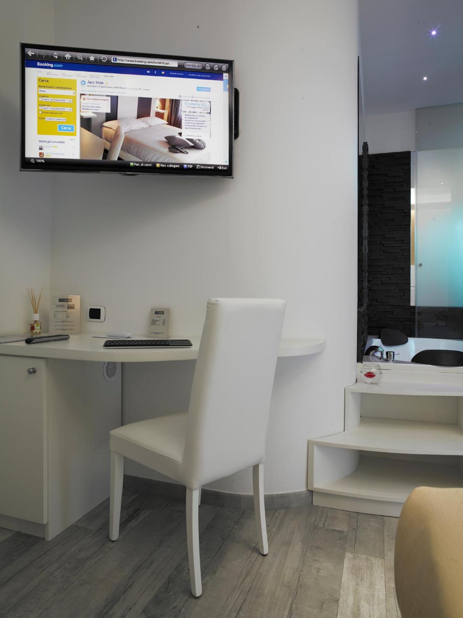 Deluxe Double Room with Spa Bath 