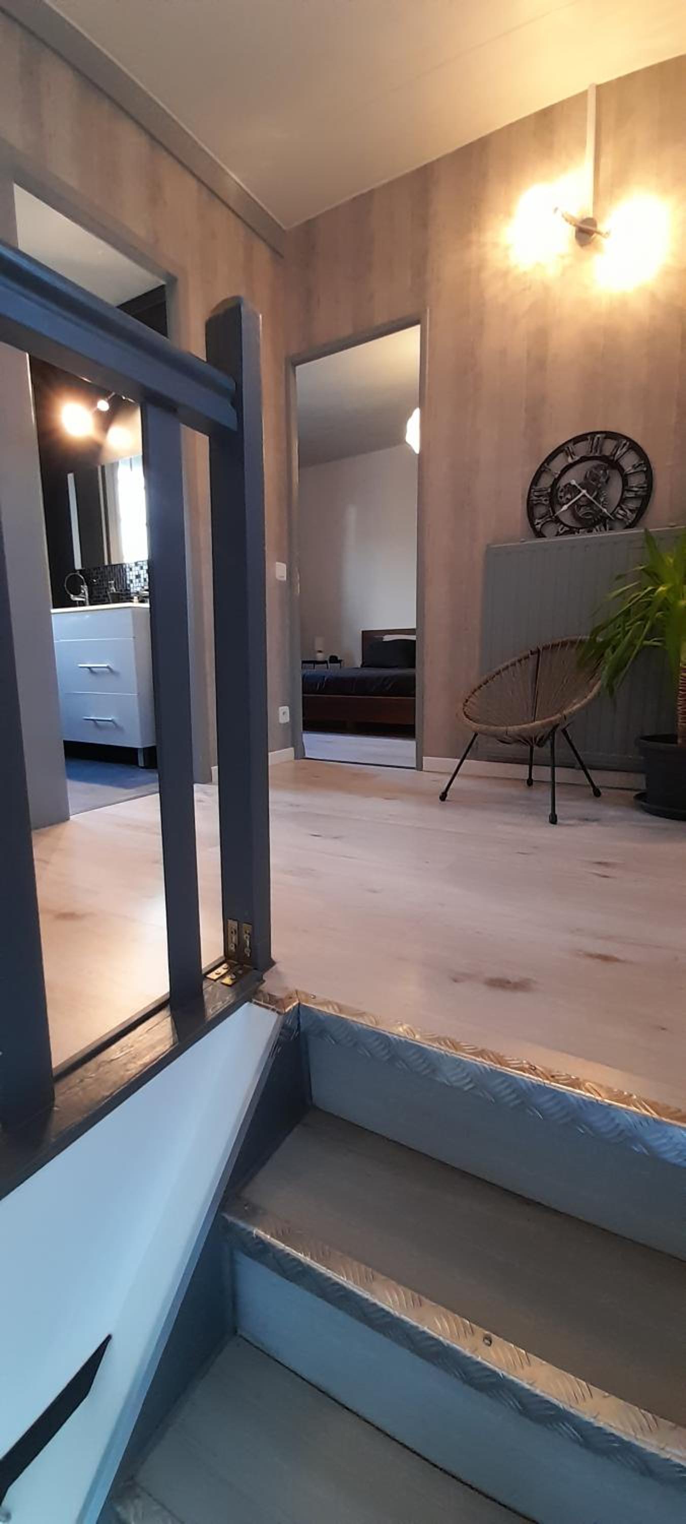 Two-Bedroom House - Photo 12