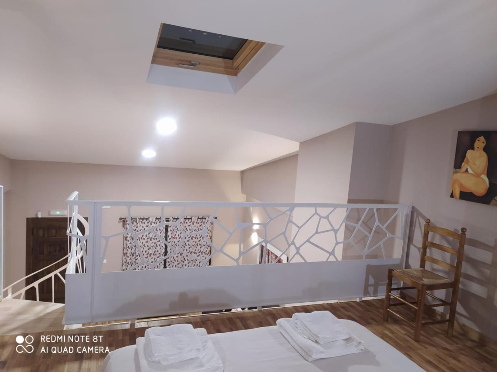 Apartment - Split Level photo 3