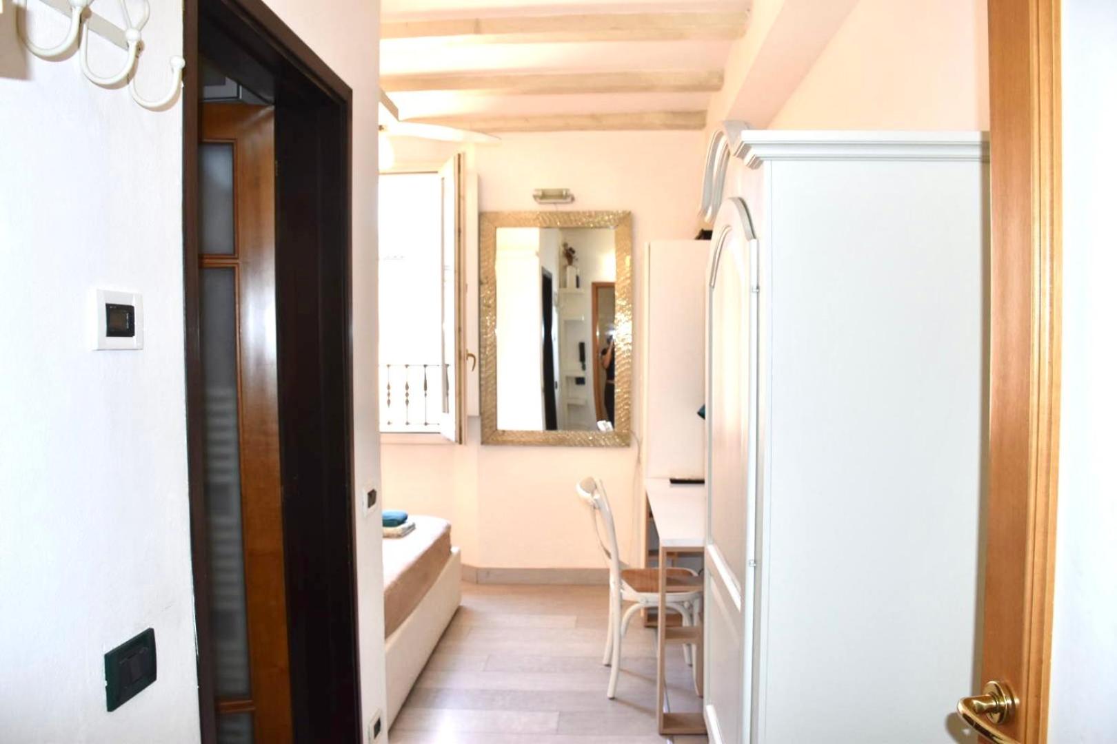 Duplex Apartment - Photo 37