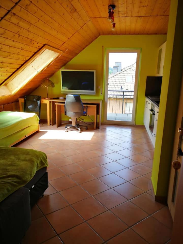 Quadruple Room with Balcony - Photo 4