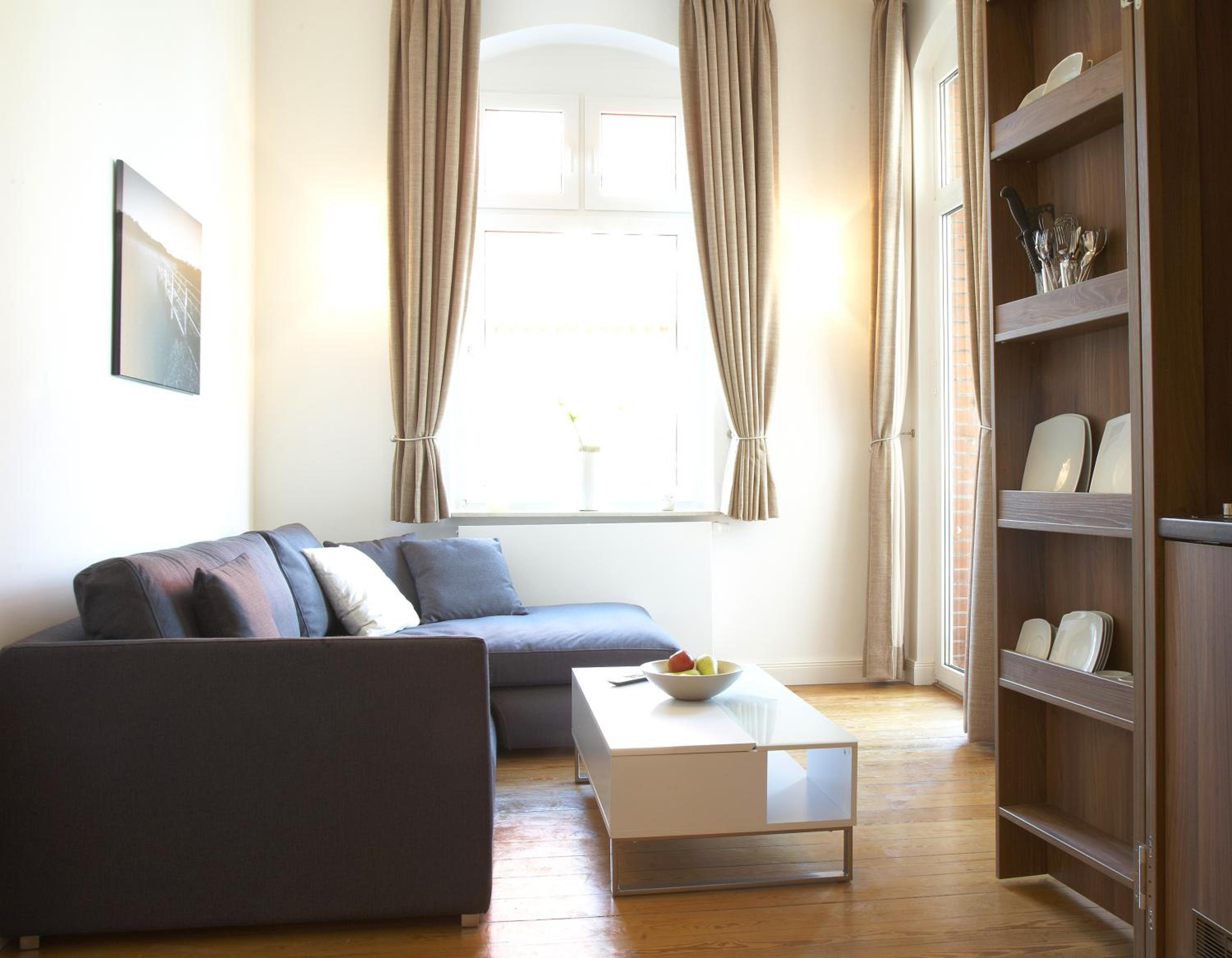 One-Bedroom Apartment 12 with Balcony Sea View - Photo 4