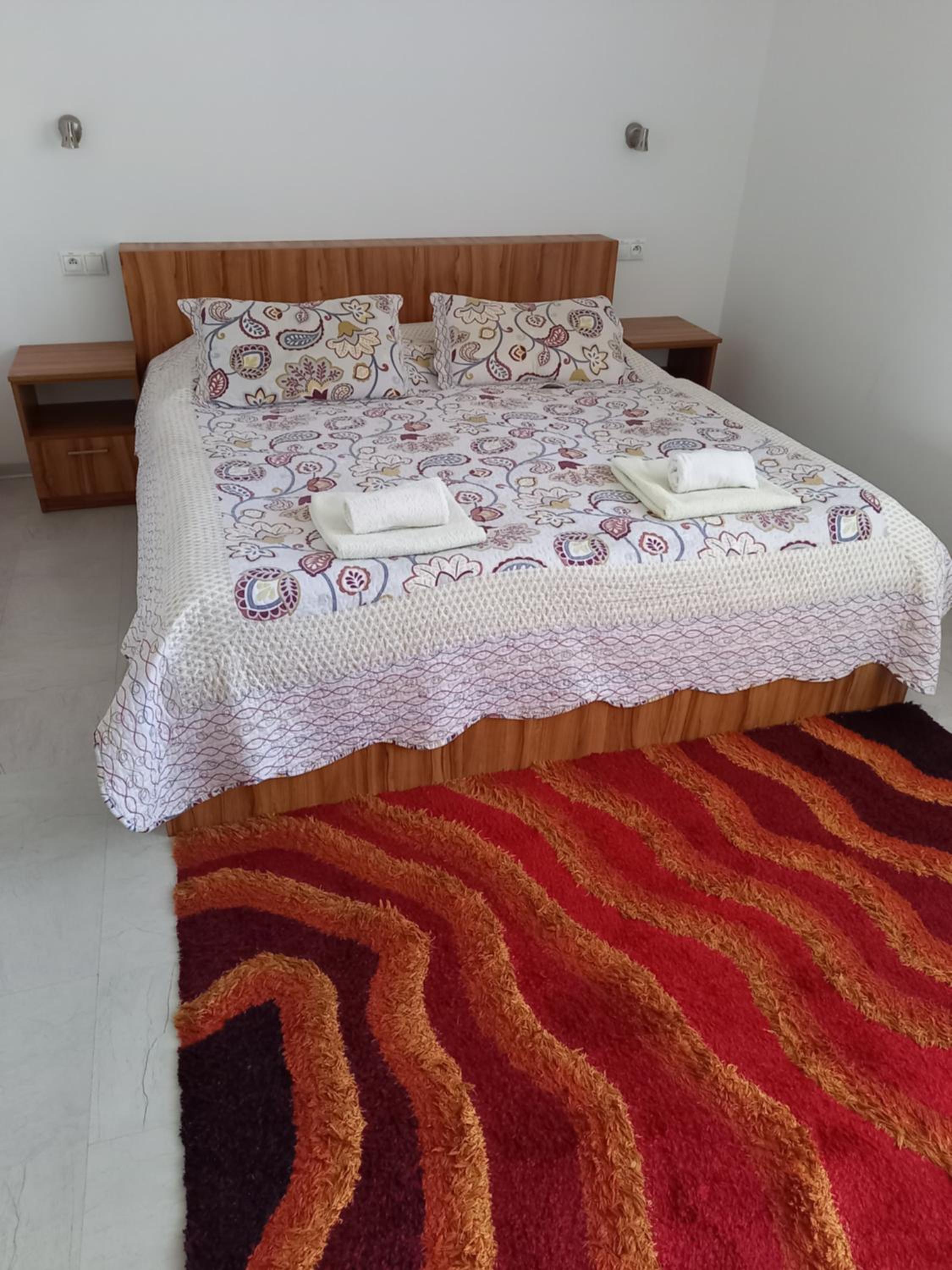 Double Room with Balcony (3 Adults) - Photo 8