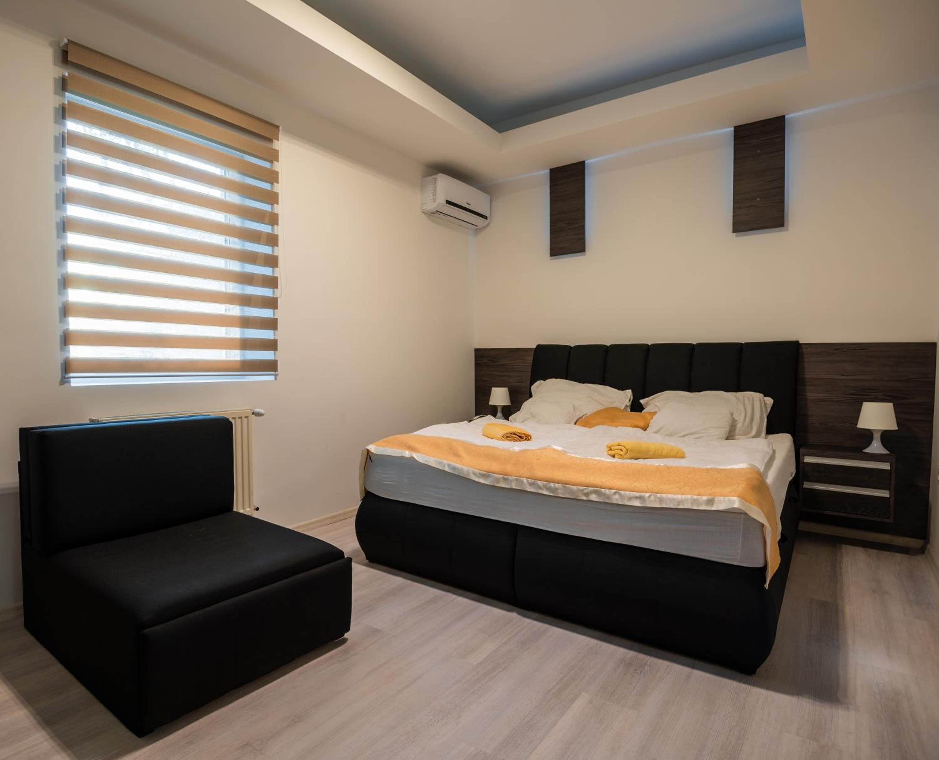 Triple Room - Photo 1