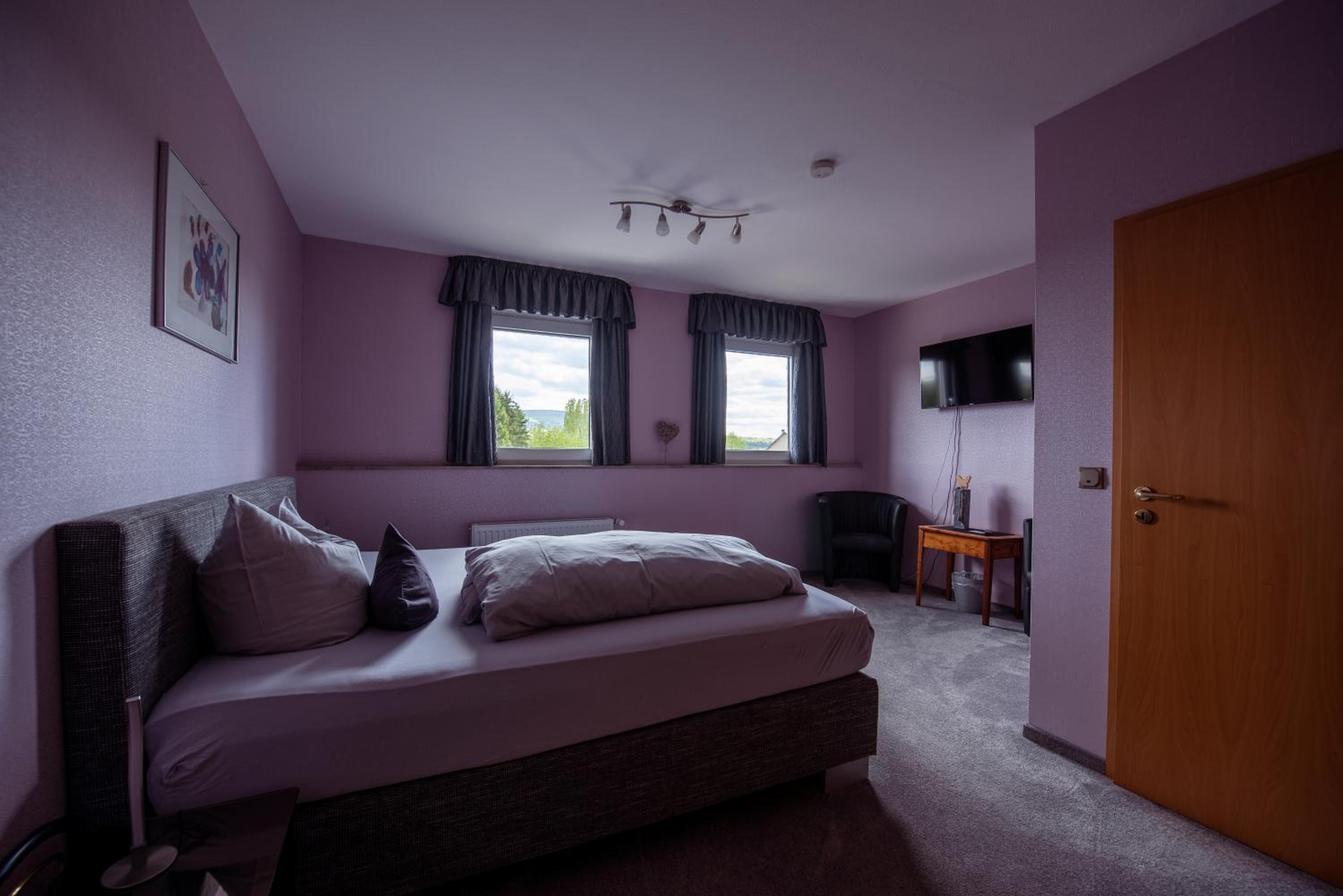 Double Room - Photo 9