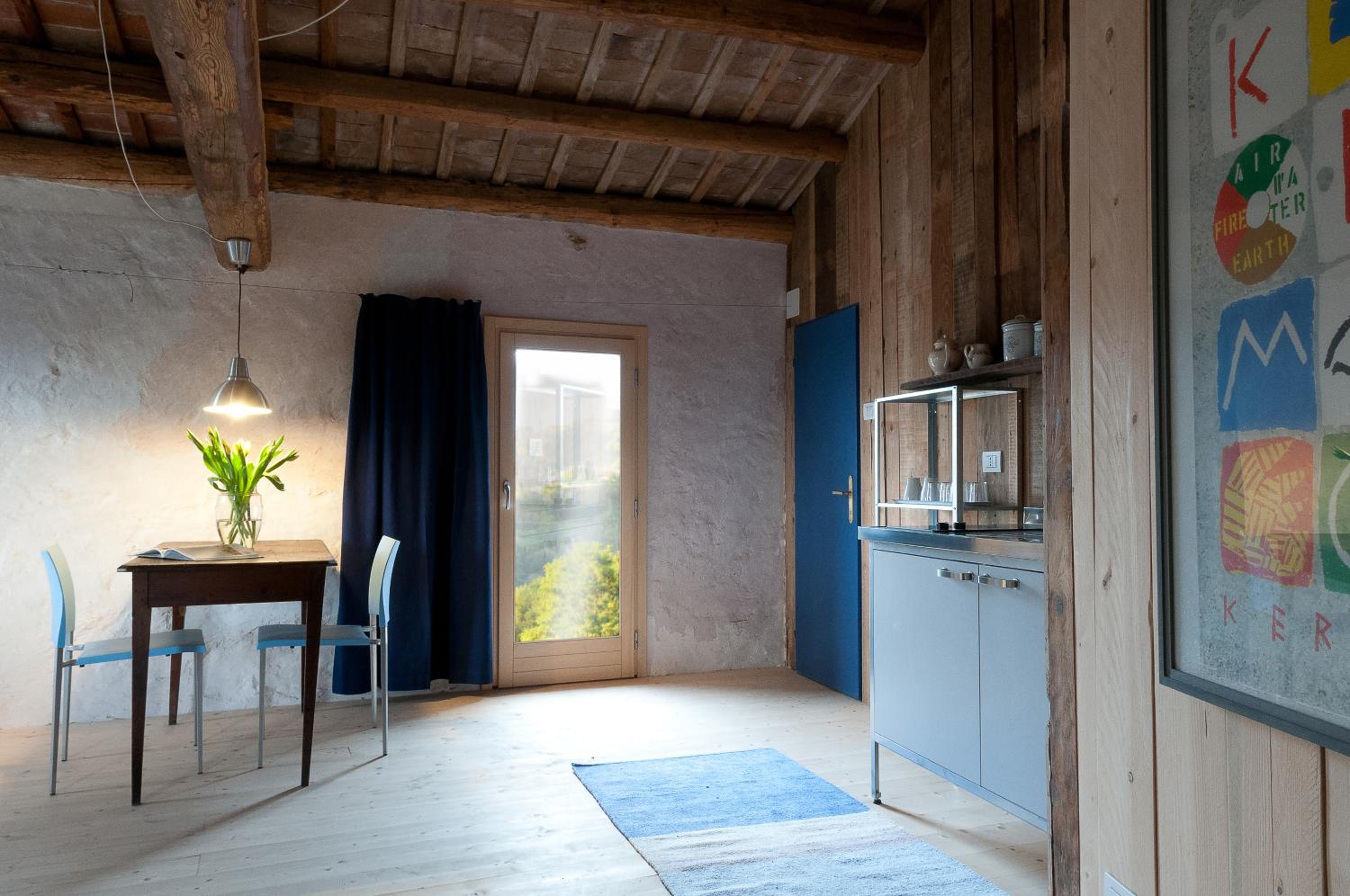 King Room with Balcony photo 3