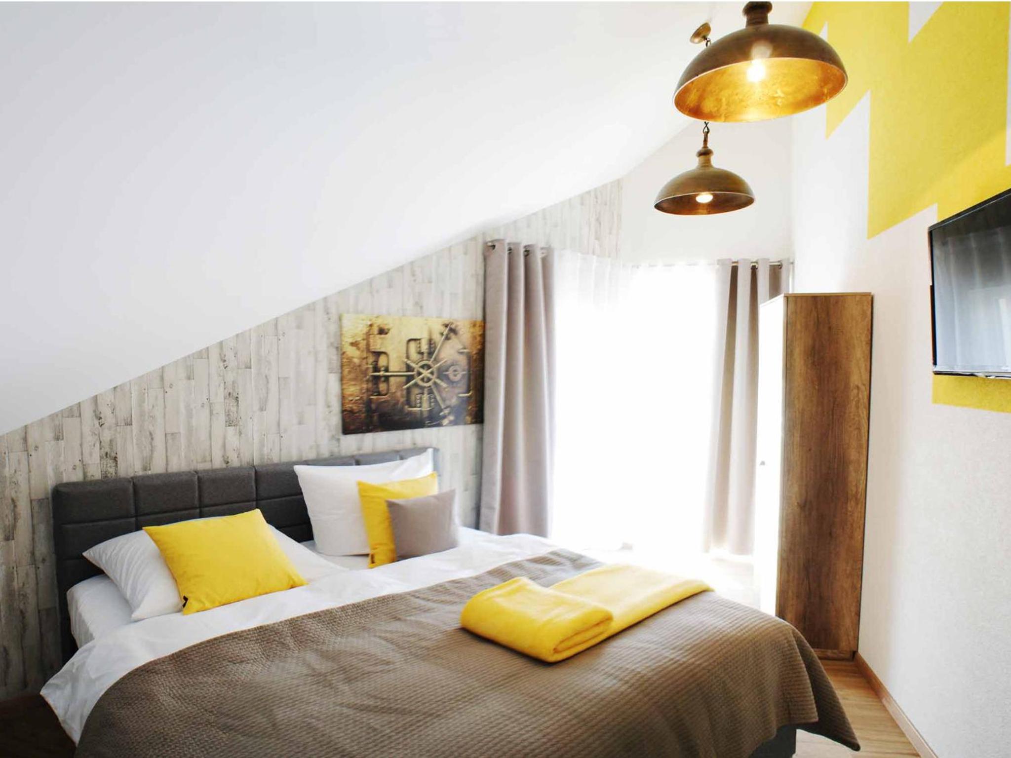 Double Room - Photo 3