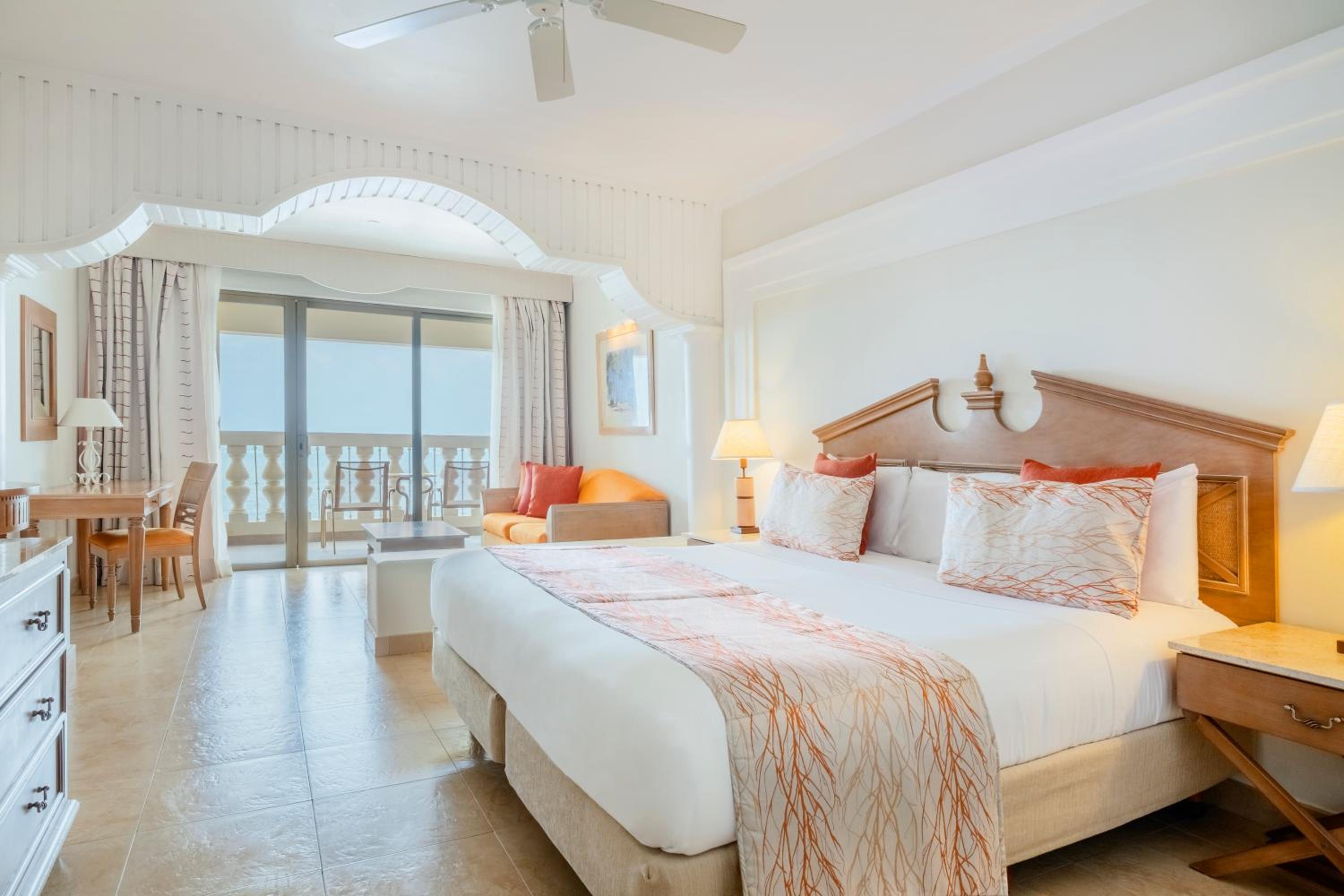 Junior Suite Ocean Front