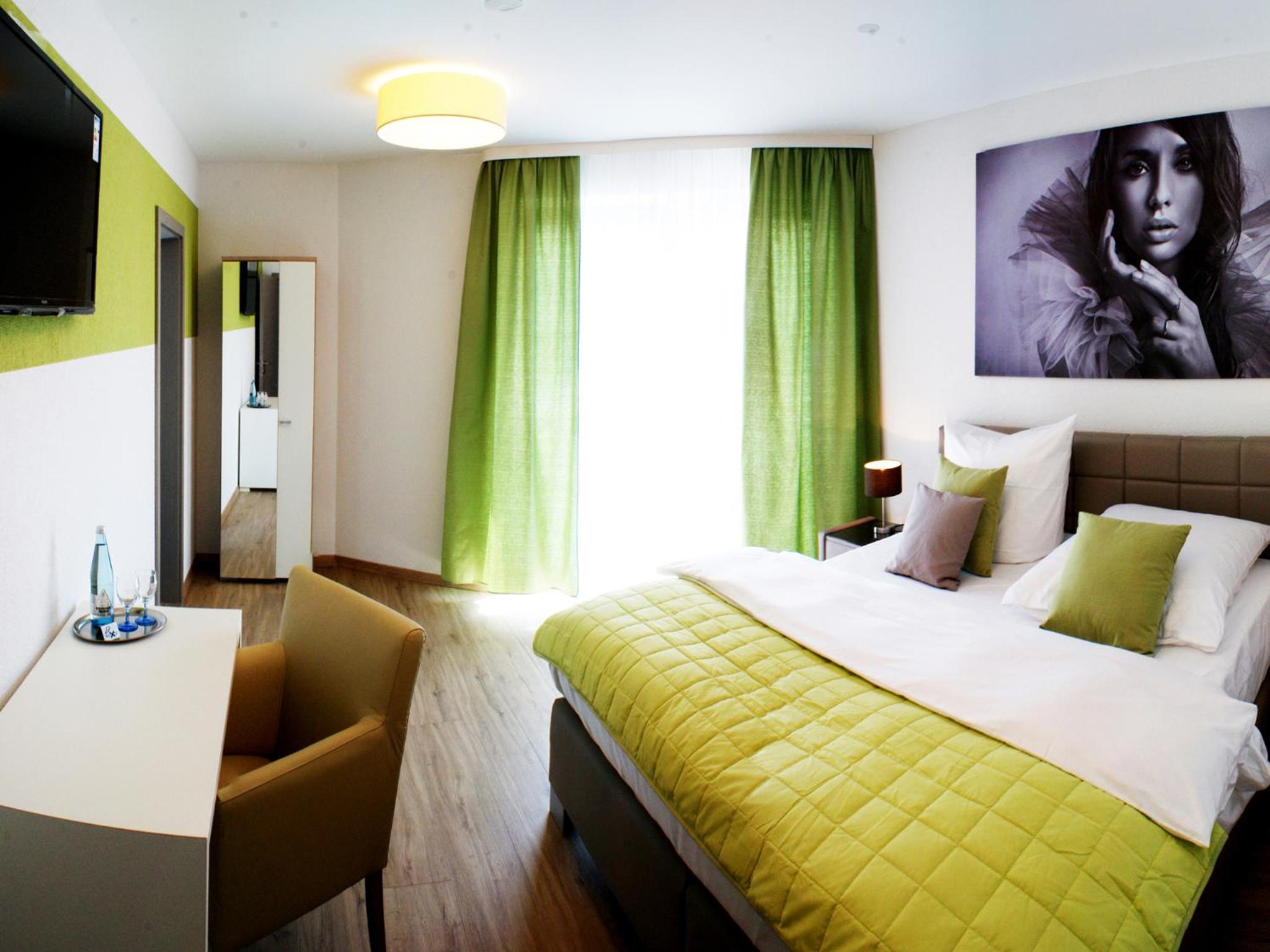 Double Room - Photo 17