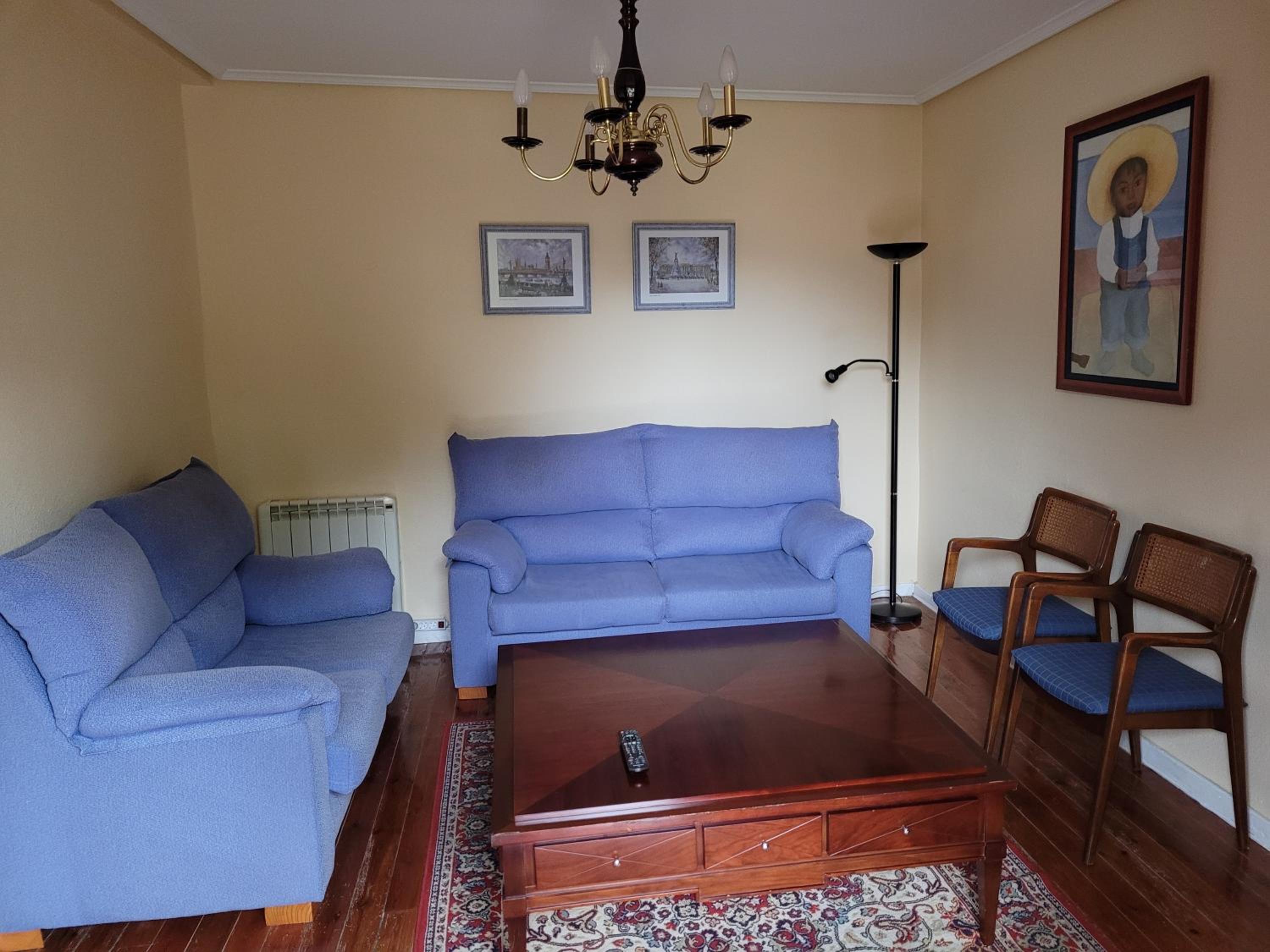 Apartment photo 2