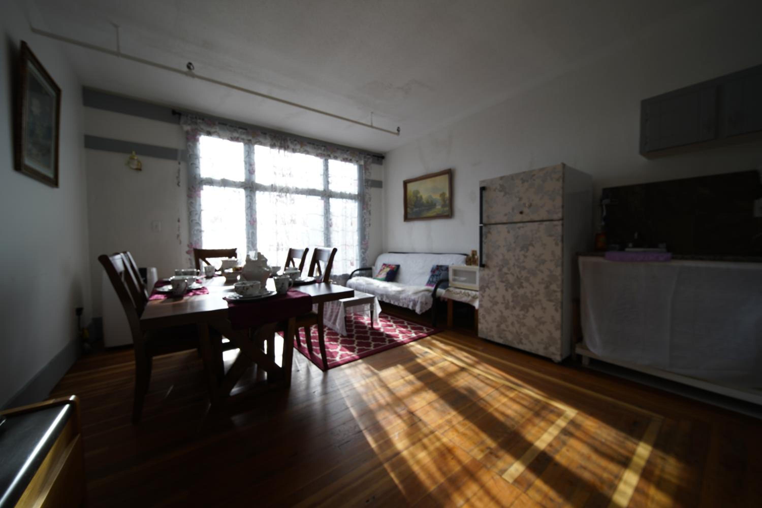 One-Bedroom Suite photo 3