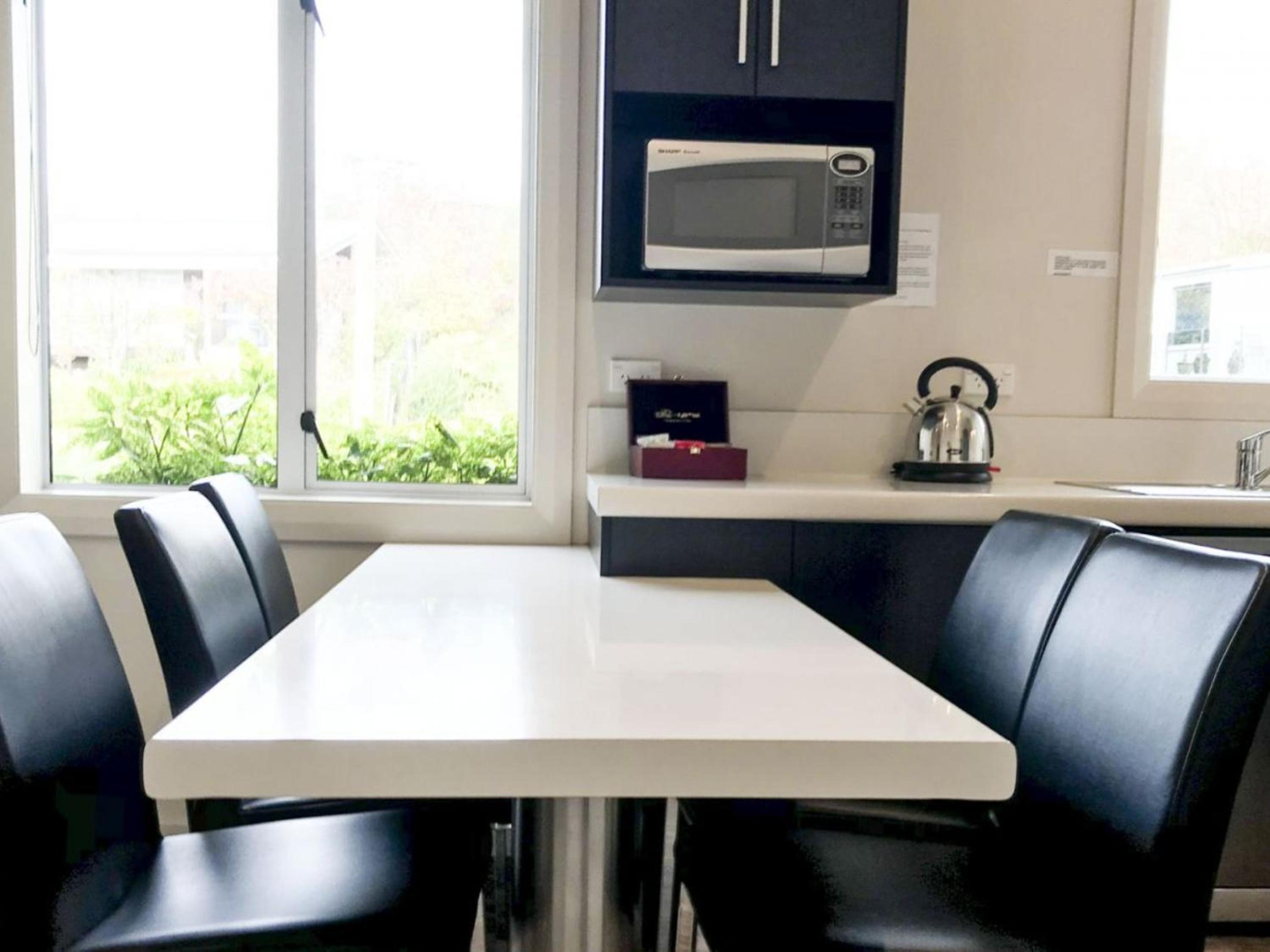 Three-Bedroom Apartment - Photo 3