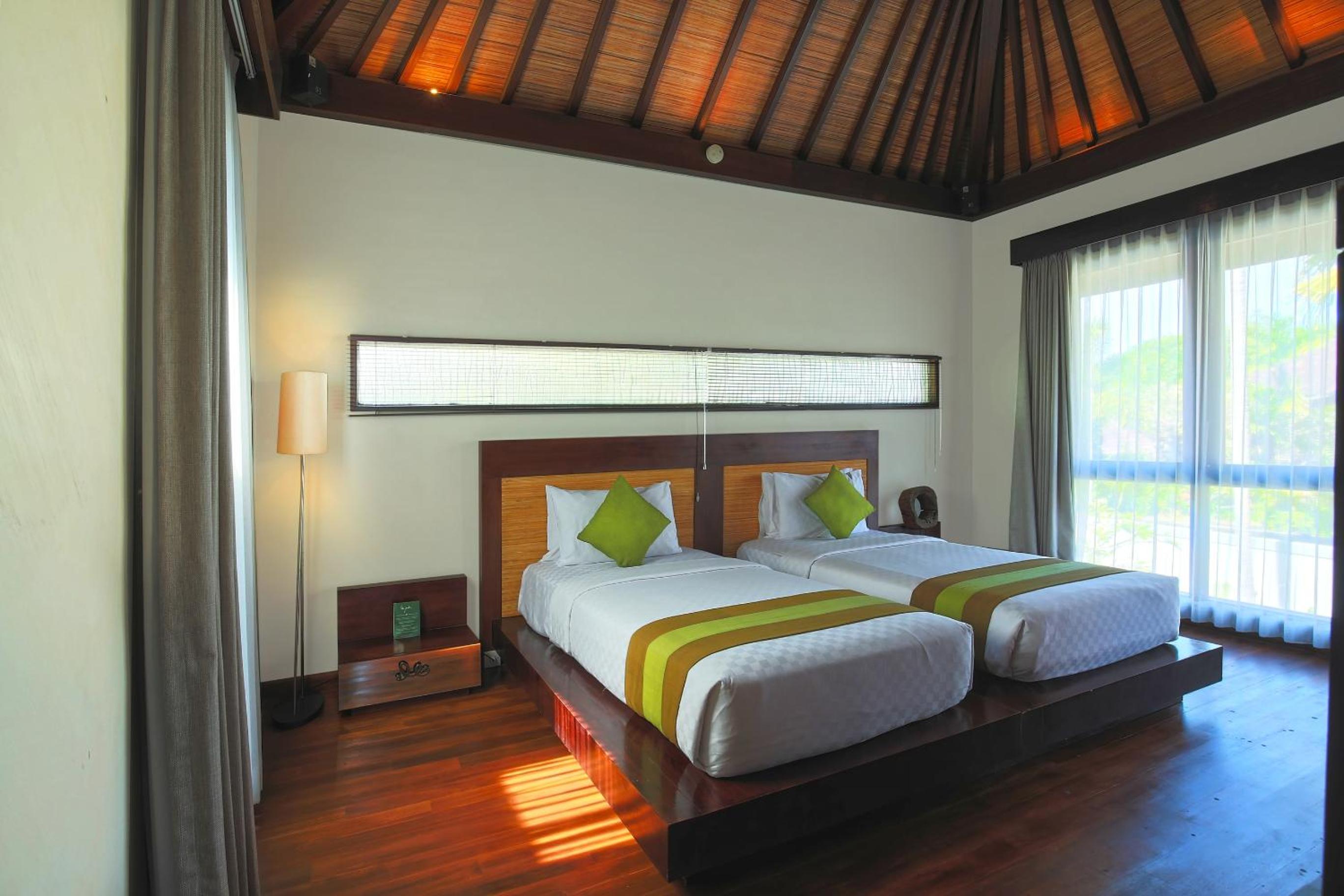 Two-Bedroom Villa with Private Pool - Photo 11