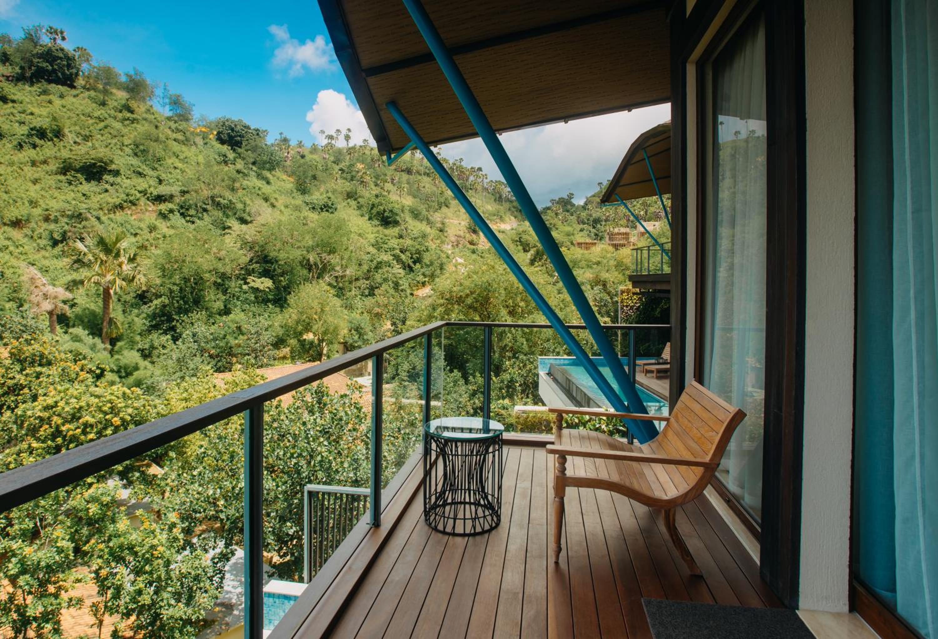 Hanging Pool Residence with Free Exclusive Benefit - Photo 5