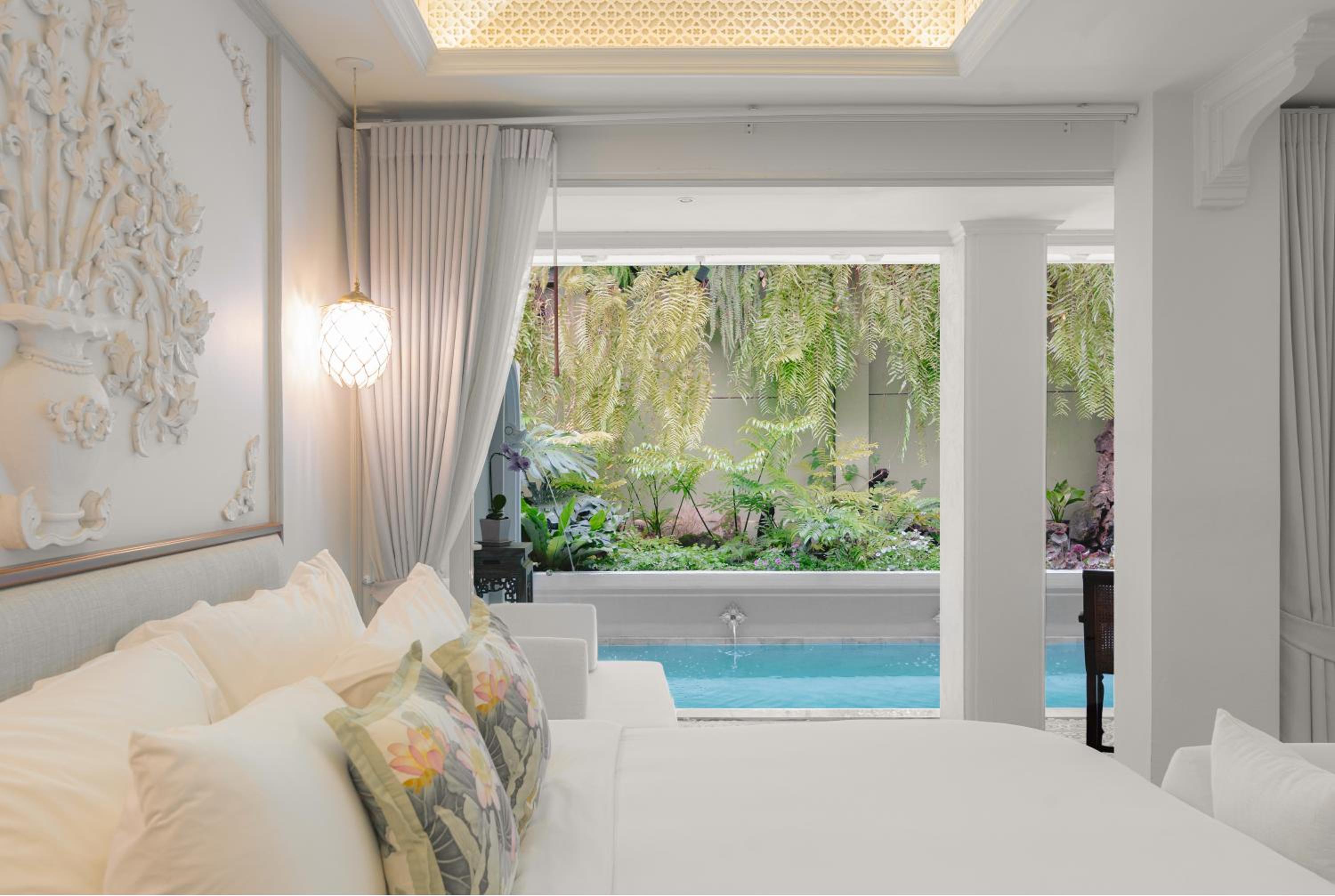 The Waterfall Pool Suite