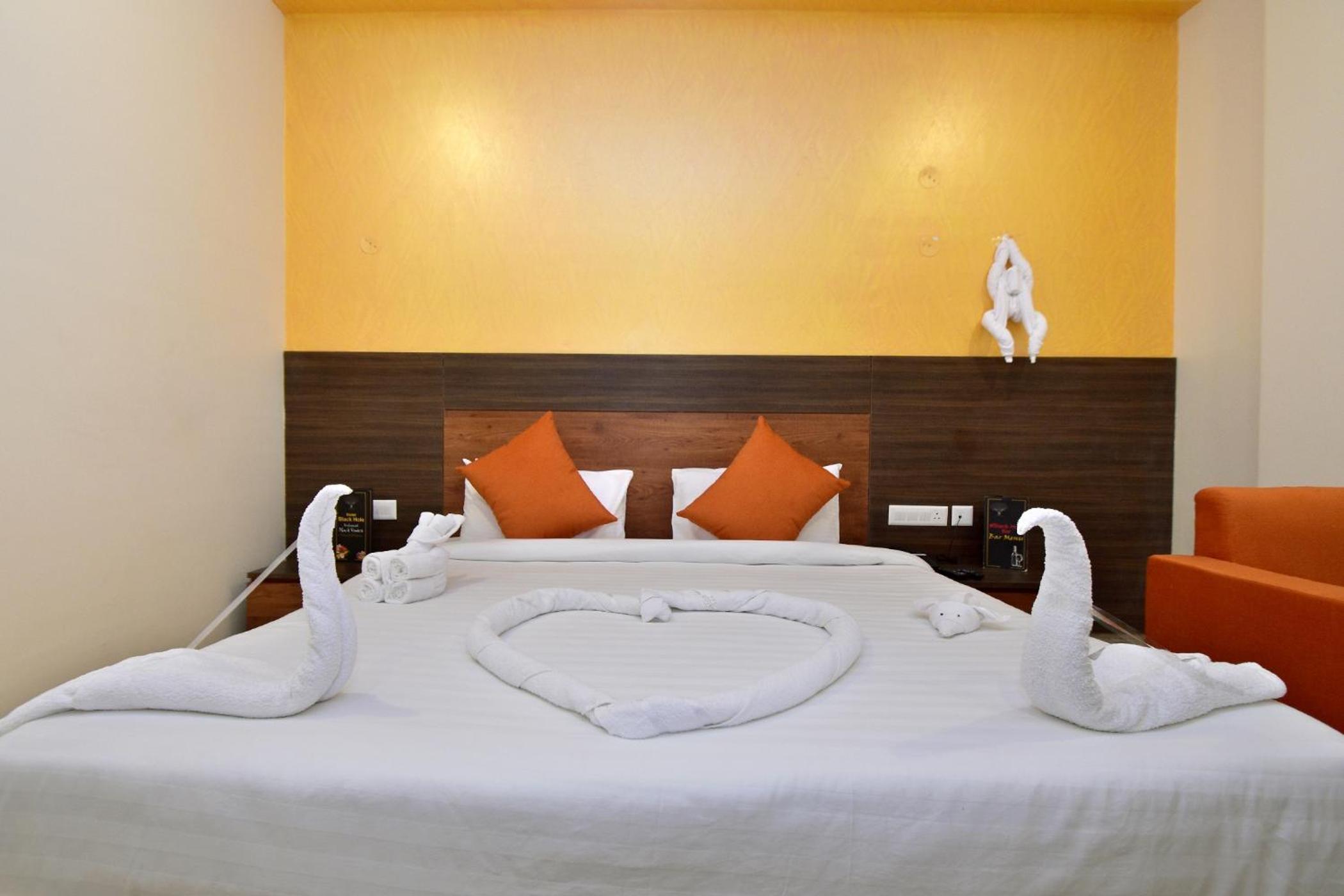Deluxe Room - Photo 5