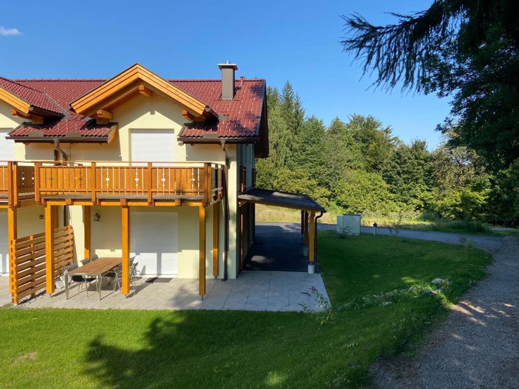 Three-Bedroom Villa photo 2
