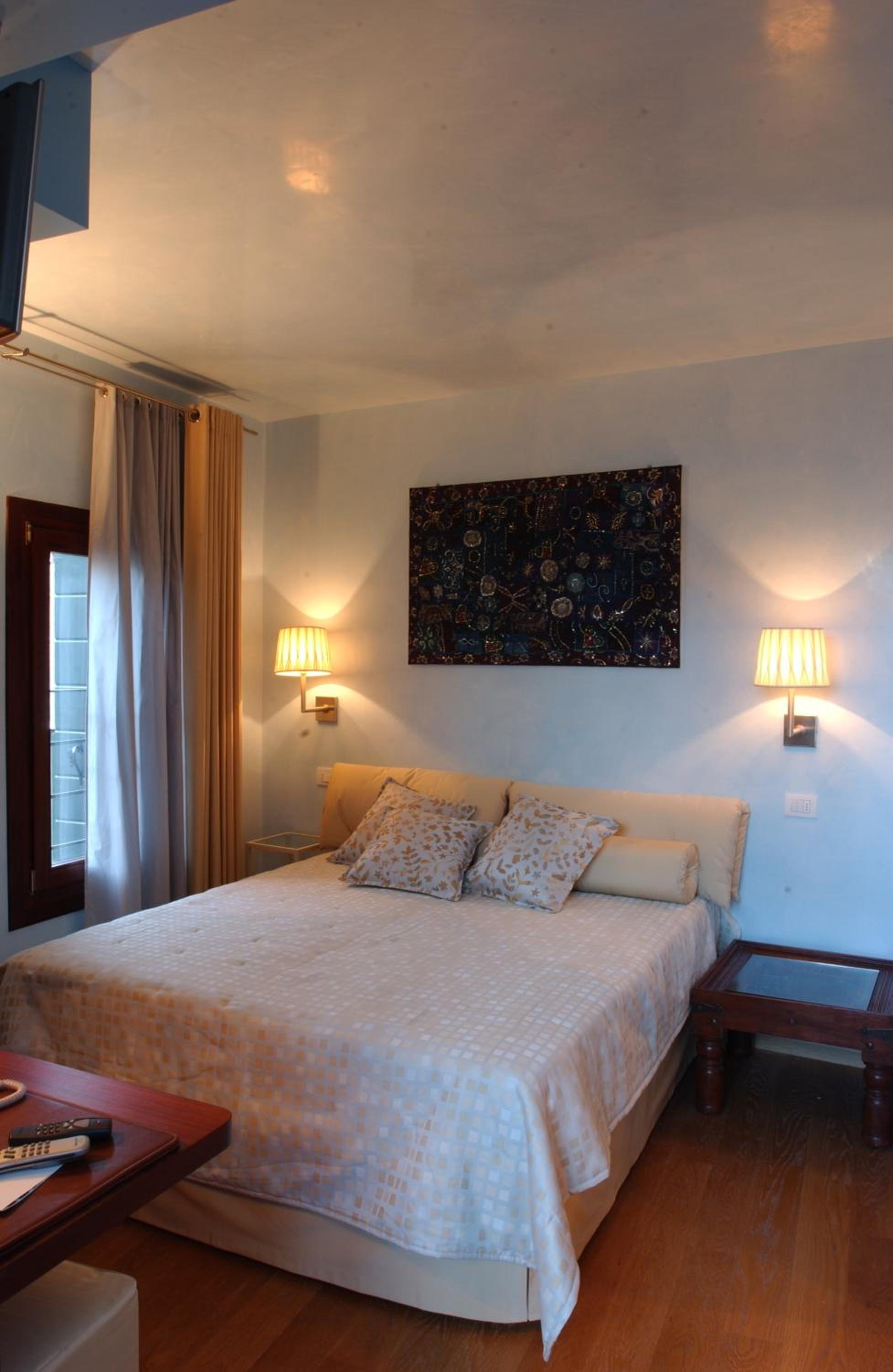 Superior Double Room with Balcony photo 1