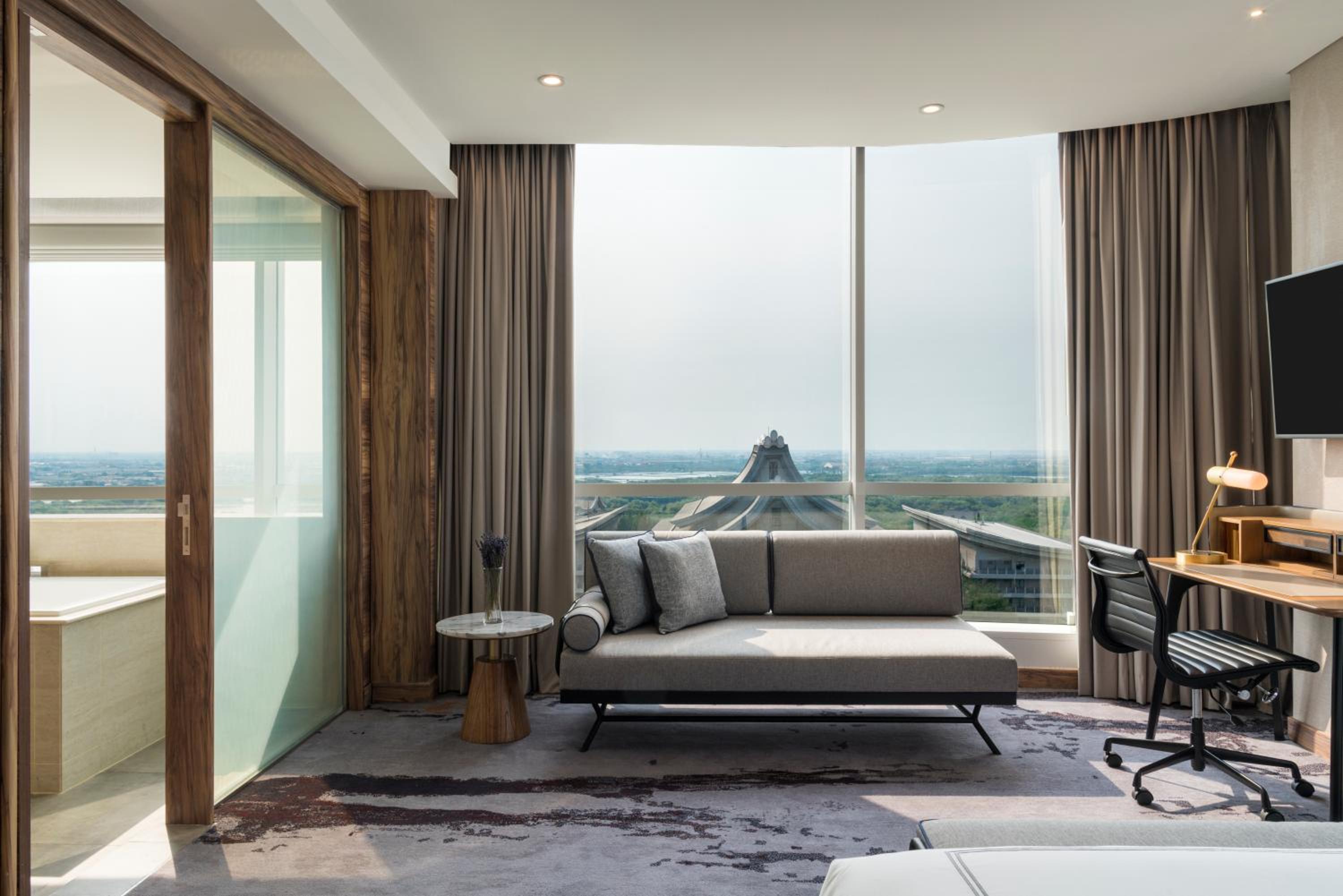 Swiss Prestige King Suite - Photo 5