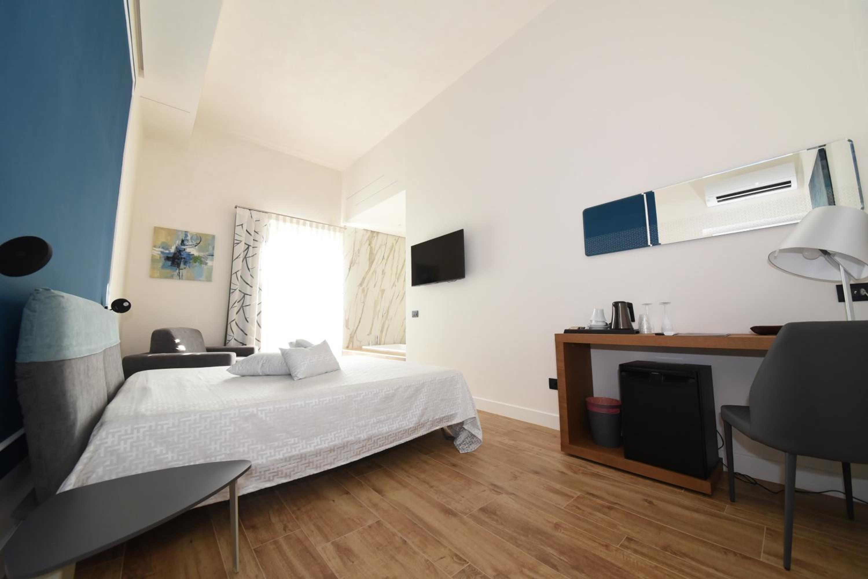 Suite with City View