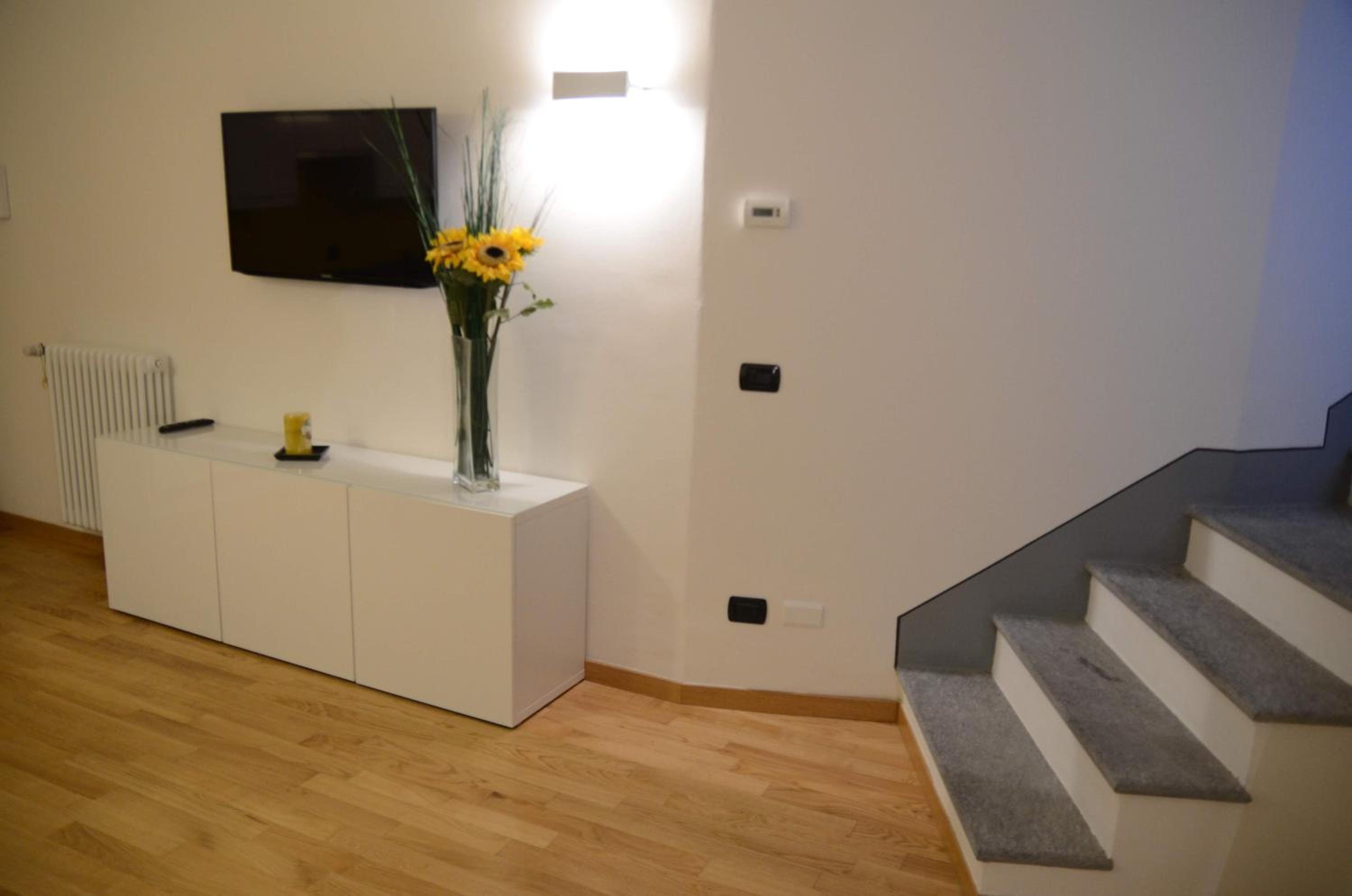 One-Bedroom Apartment - Split Level