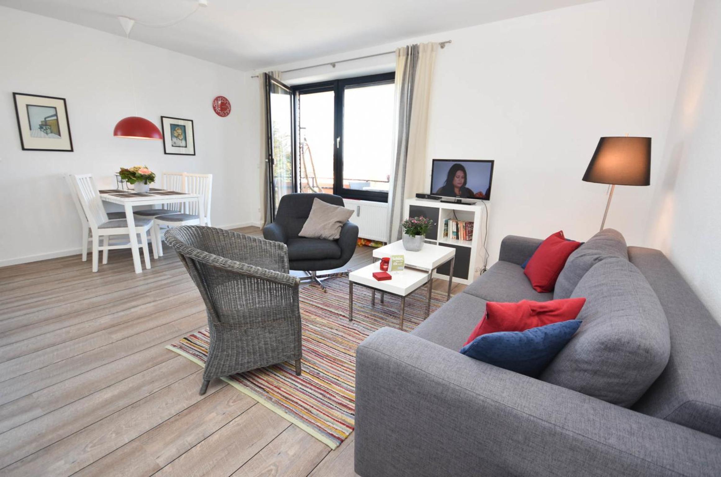 Apartment photo 1