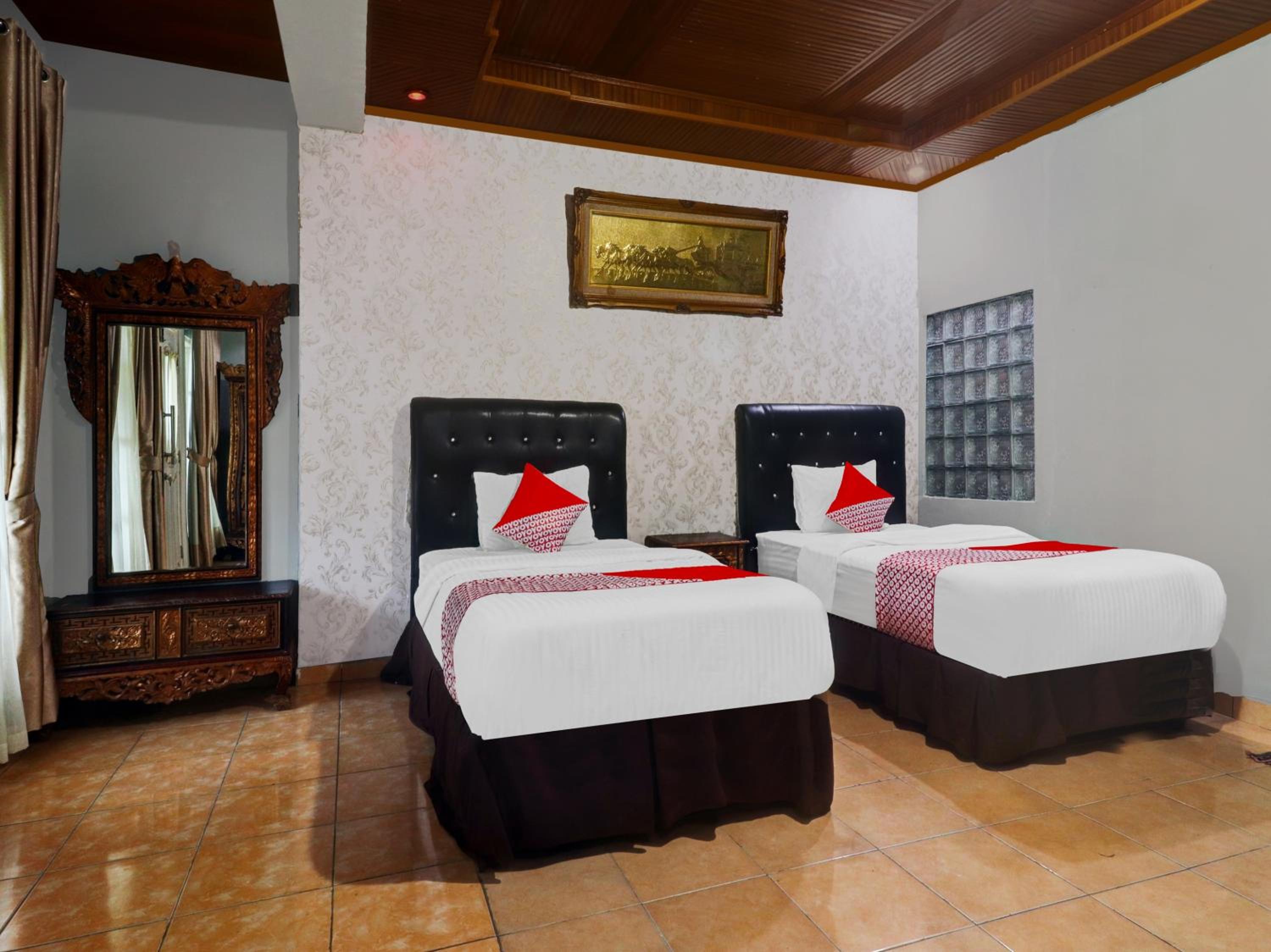 Superior Twin Room photo 2