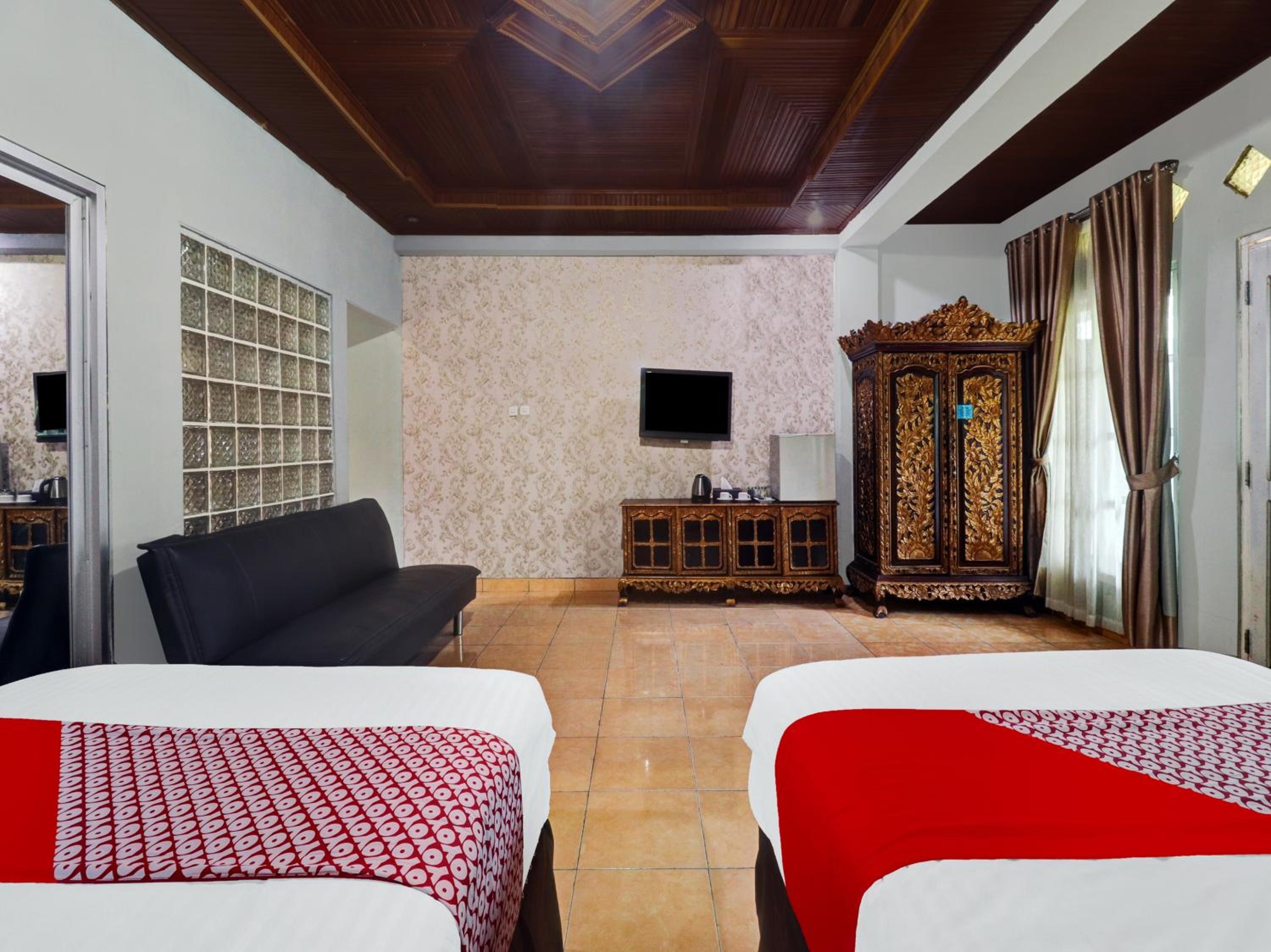 Superior Twin Room photo 3