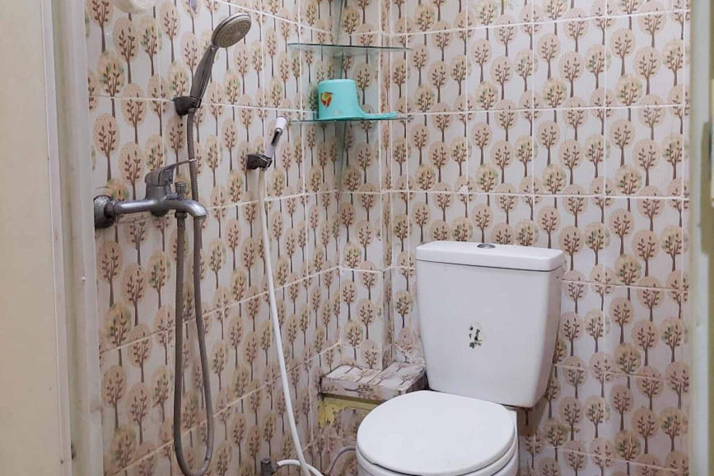 Standard Queen Room - Photo 5