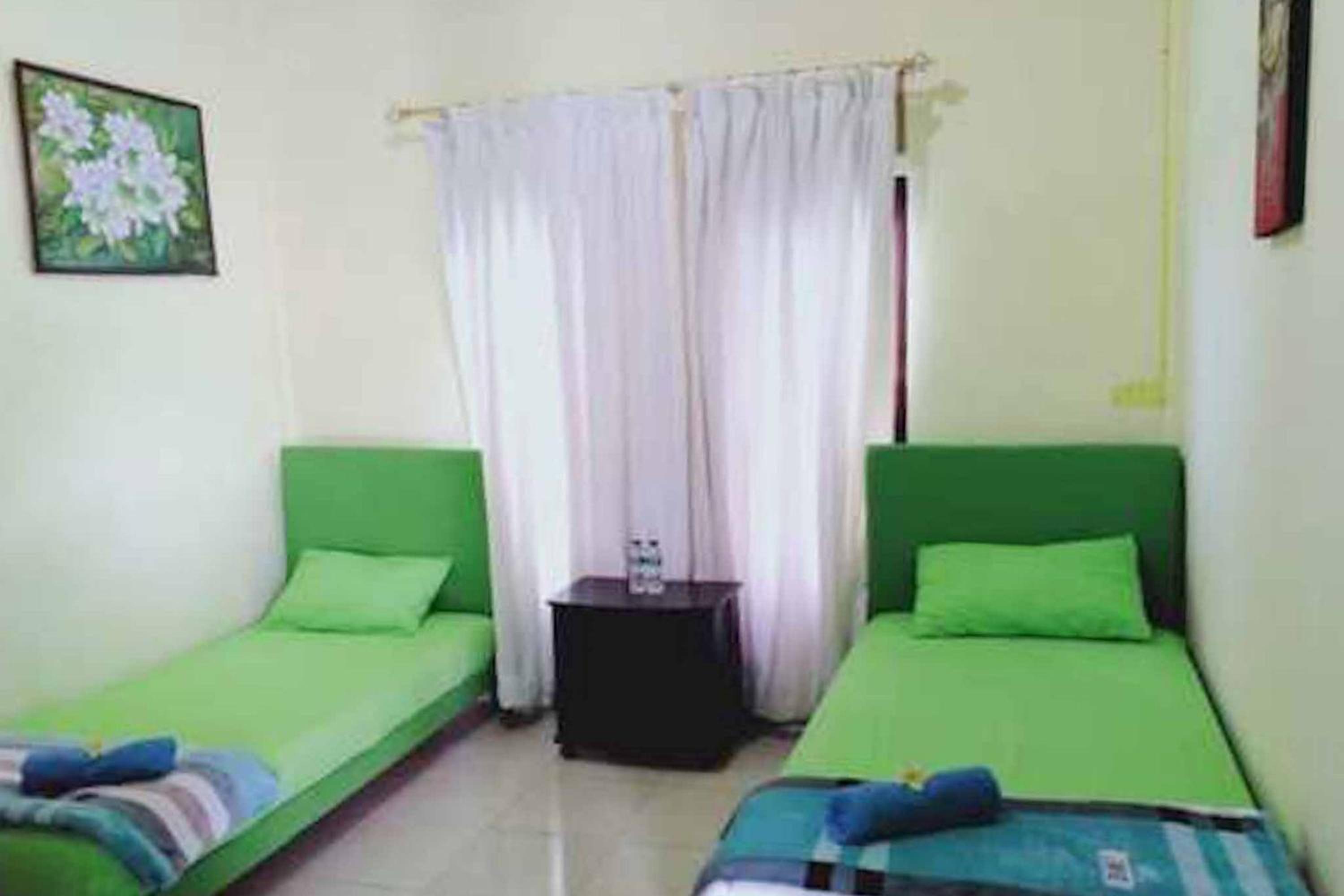 Deluxe Twin Room - Photo 2