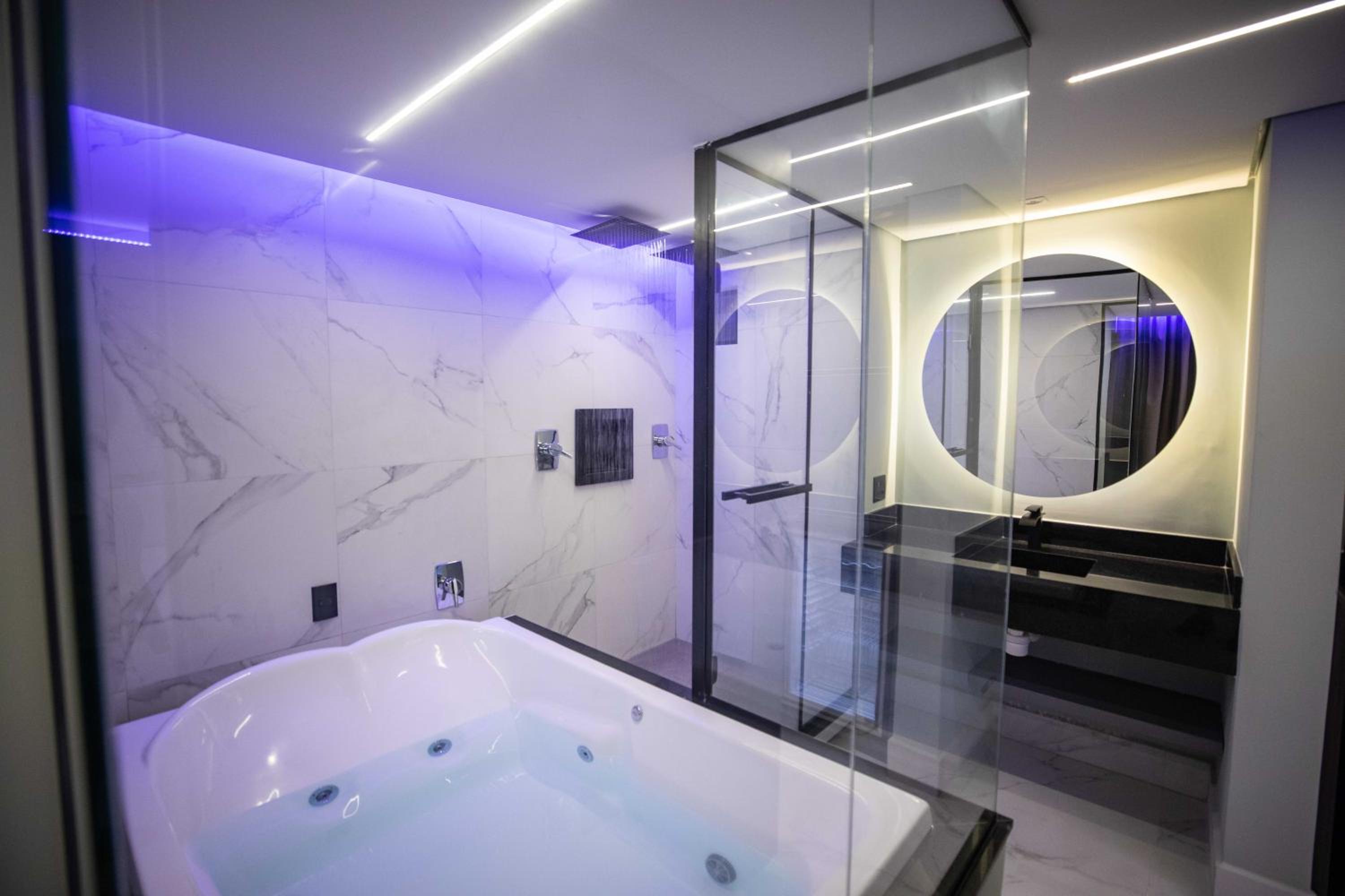 Studio with Spa Bath photo 3