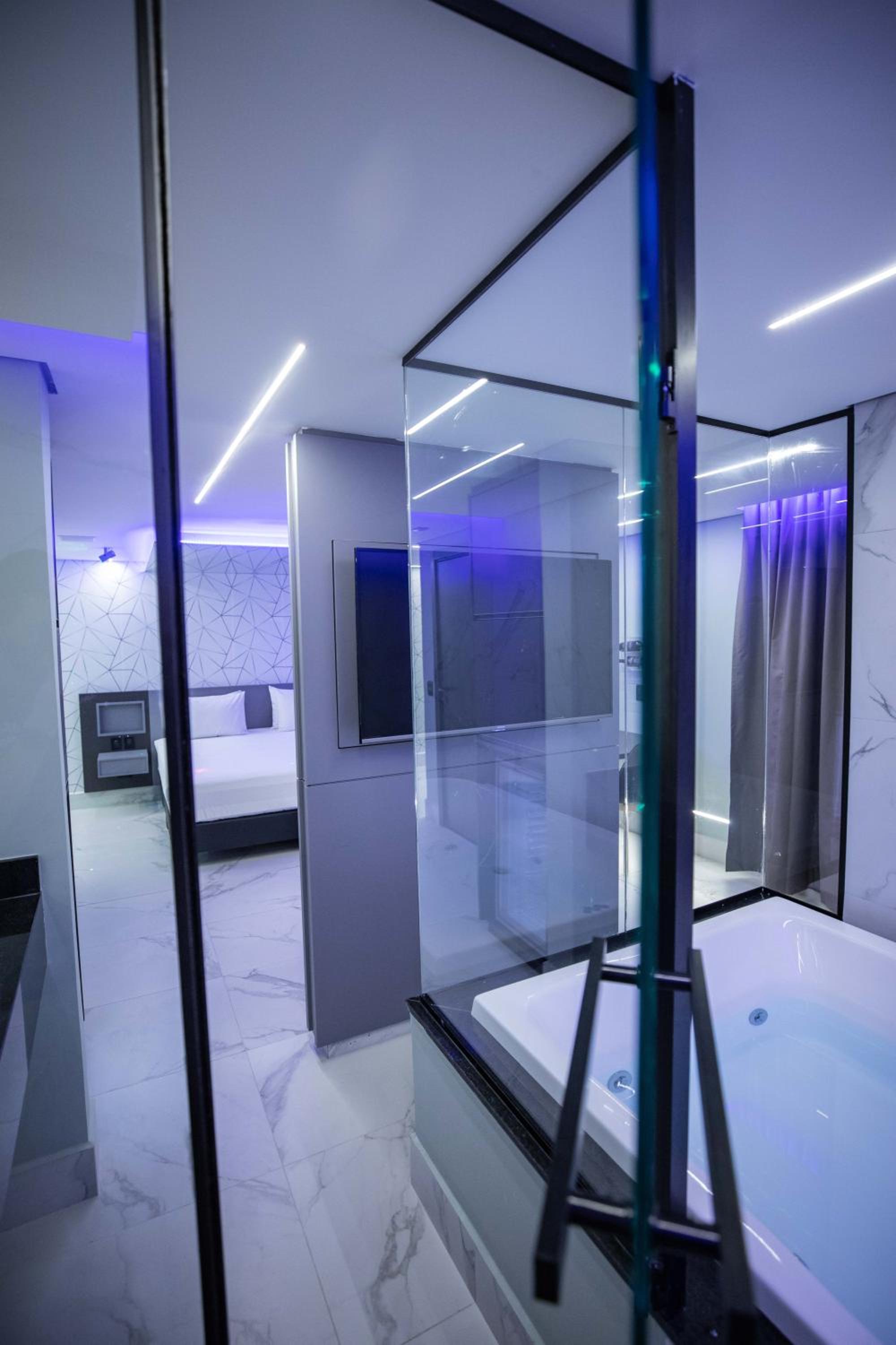 Studio with Spa Bath photo 2