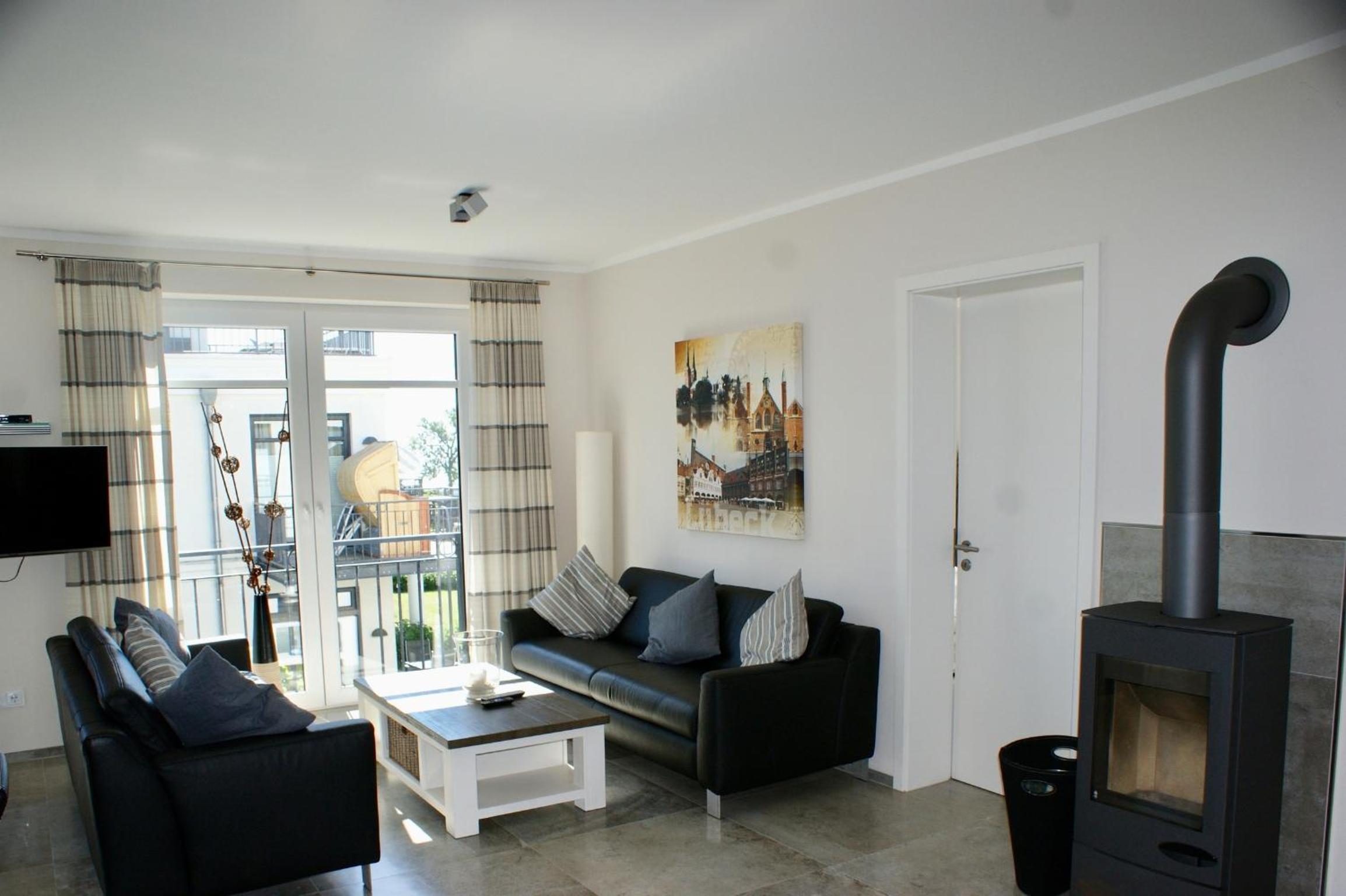 Apartment photo 1