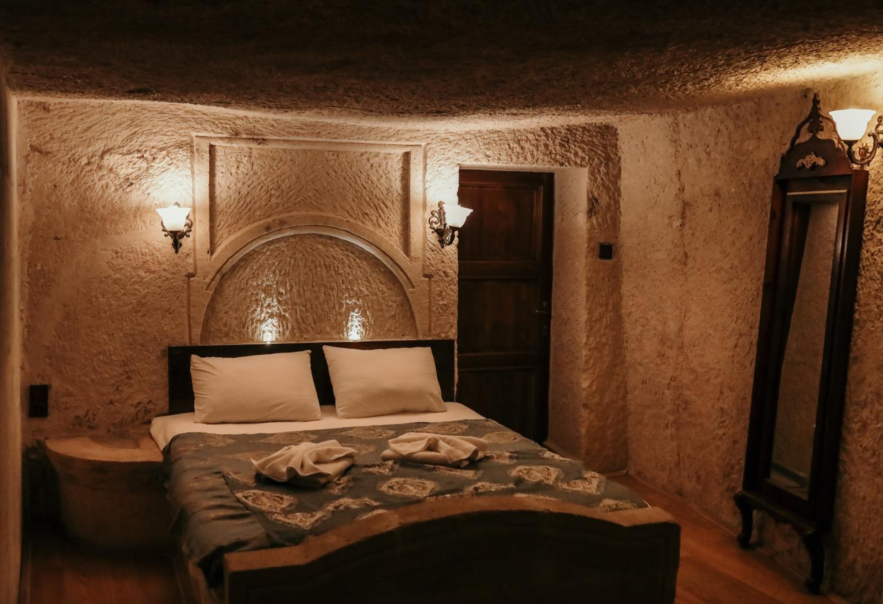 Standard Double Room - Photo 2
