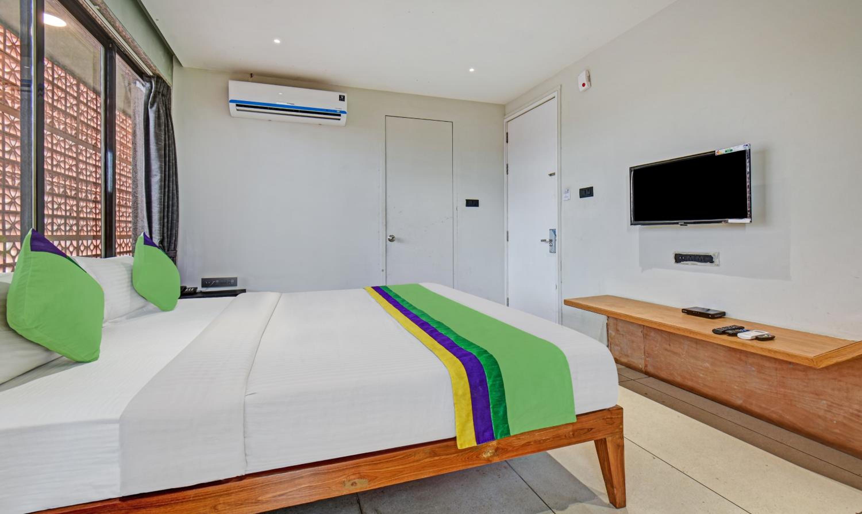 Standard Room - Photo 7