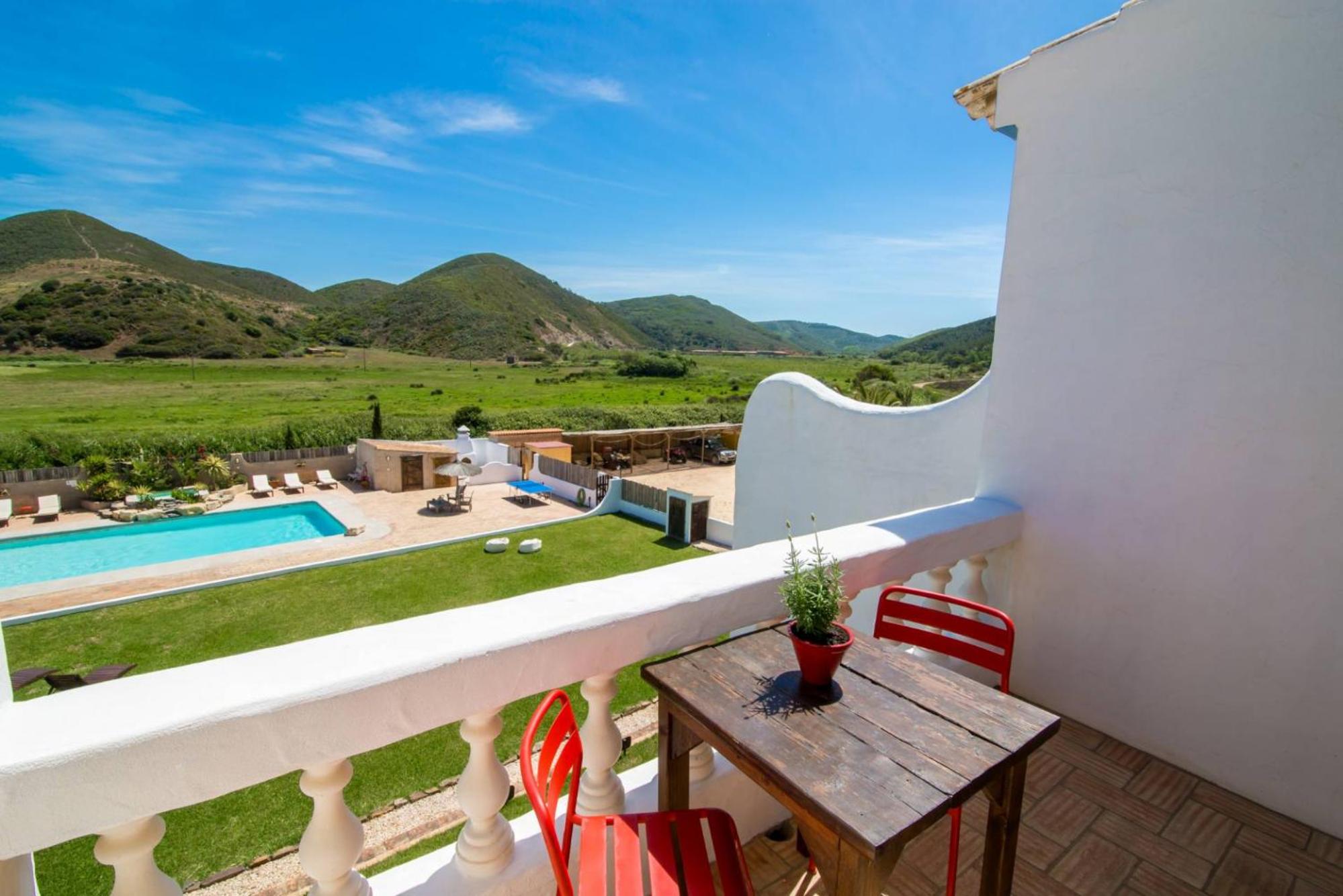 Triple Room with Pool View photo 3