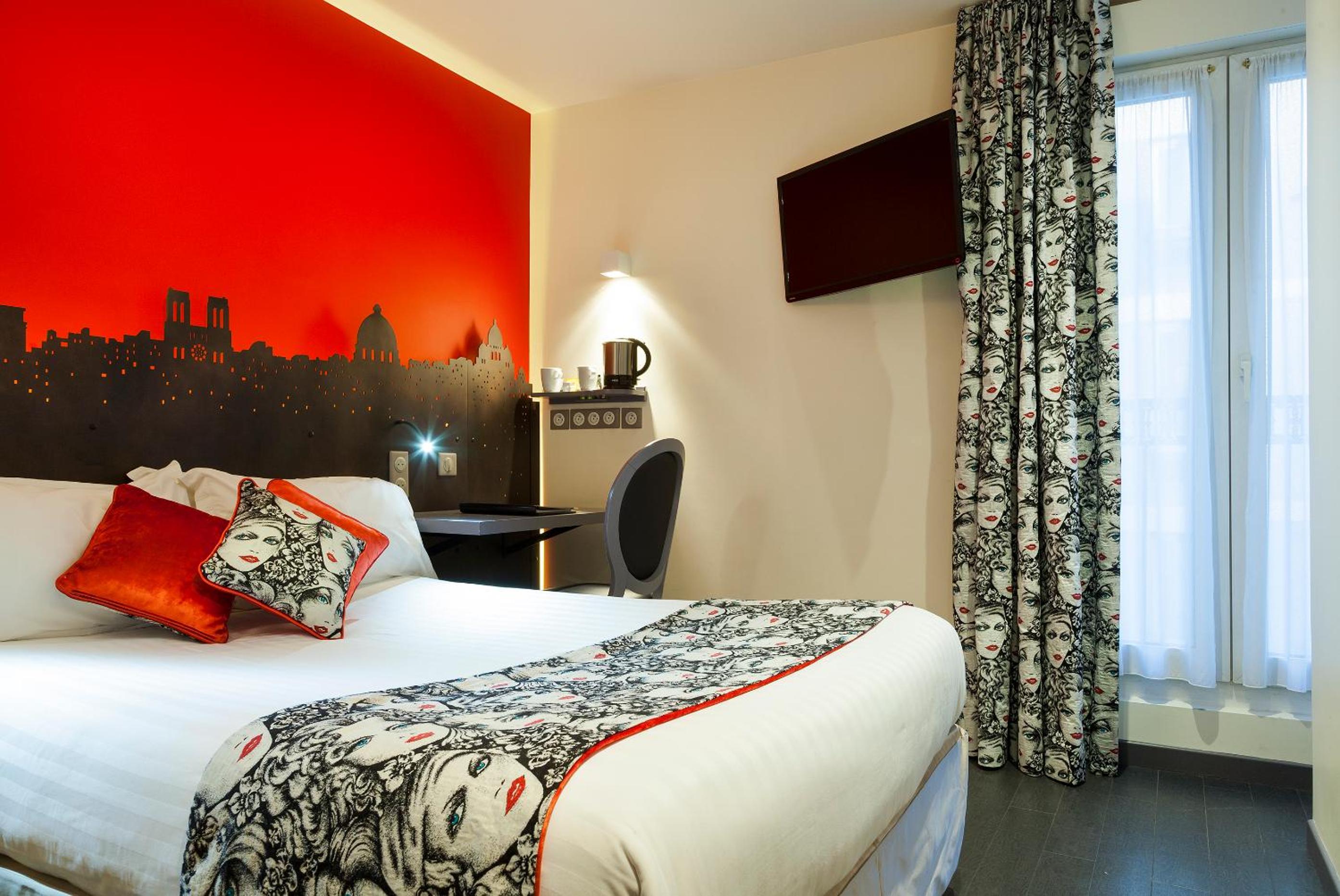 Superior Double Room with Double Bed - Non-Smoking photo 3